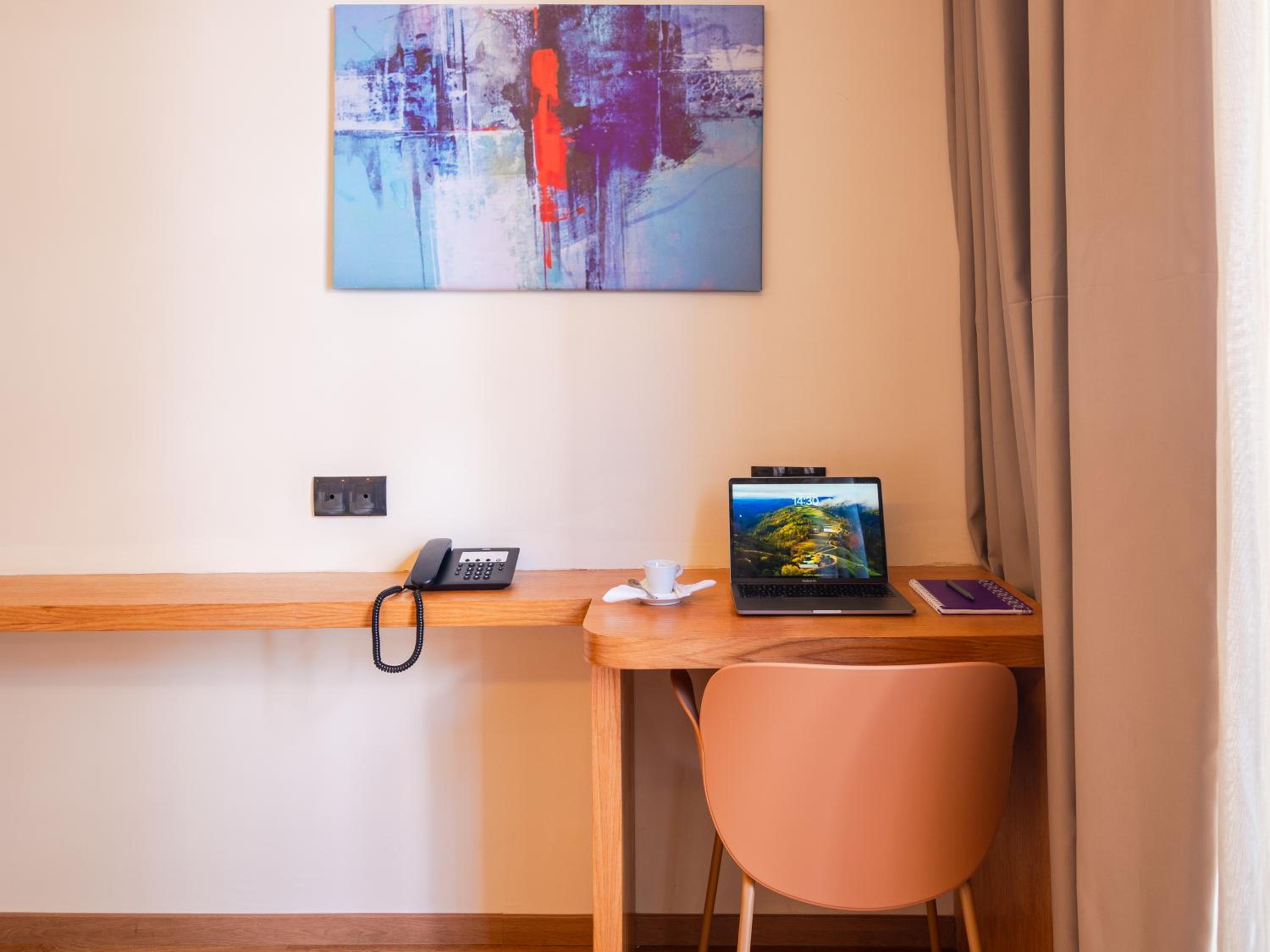 Standard Double Room - Photo 8