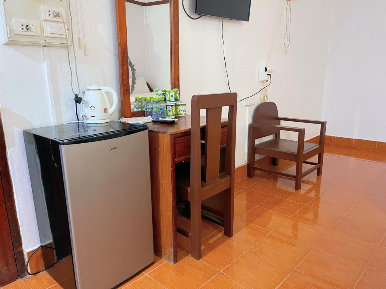 Deluxe Quadruple Room - Photo 4