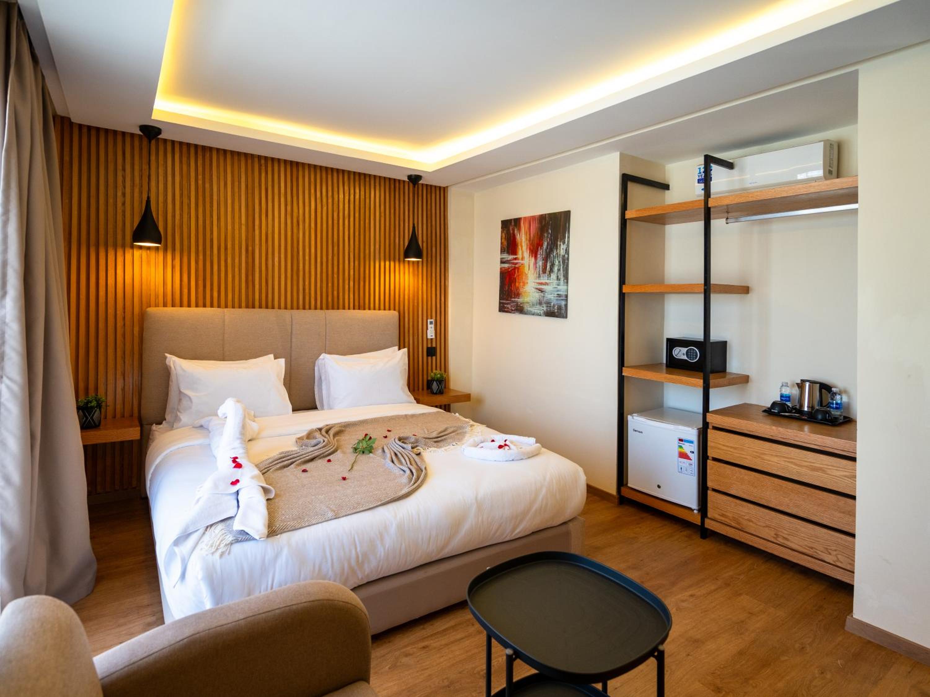 Standard Double Room - Photo 1