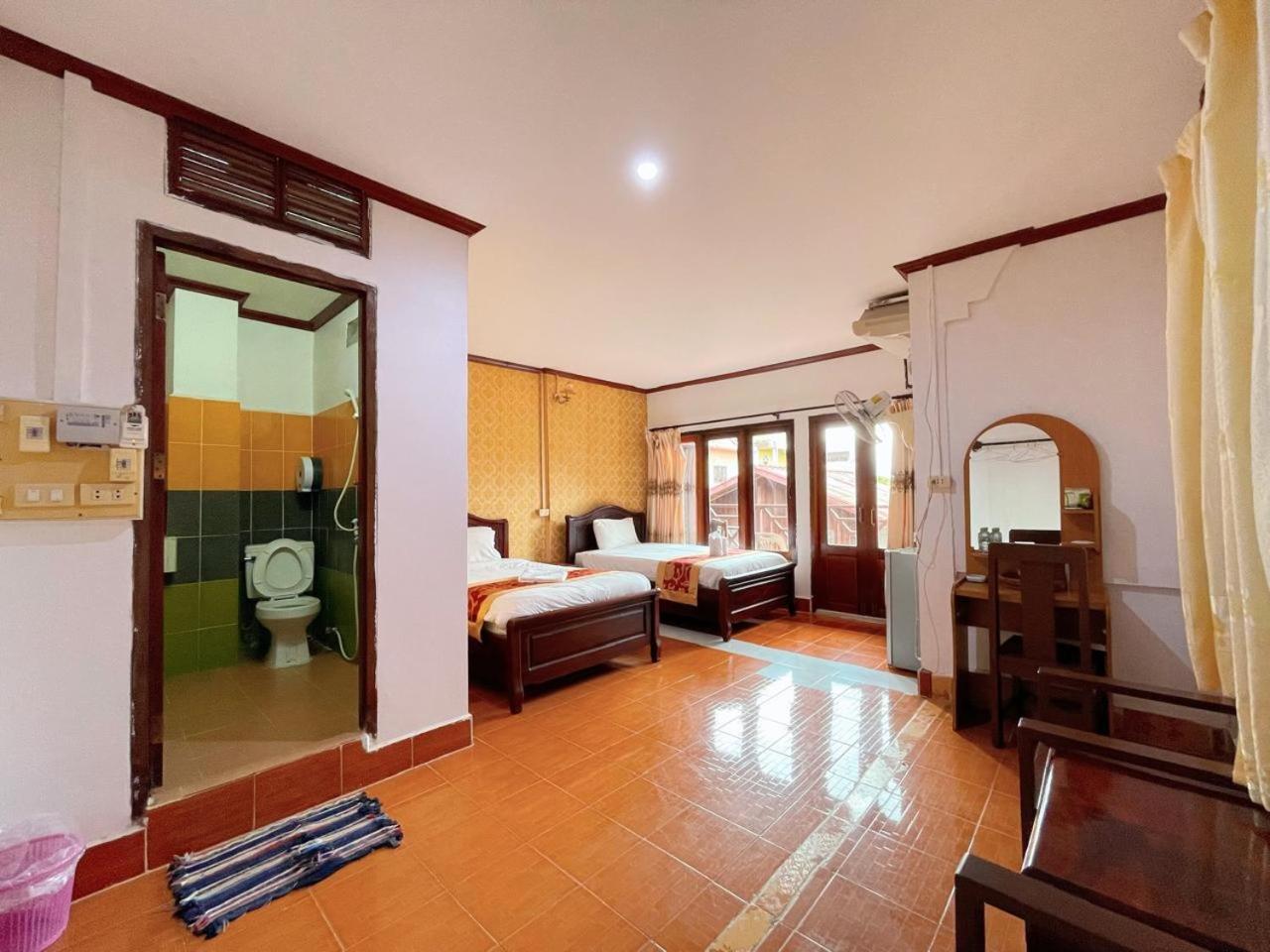 Twin Room with Garden View photo 3