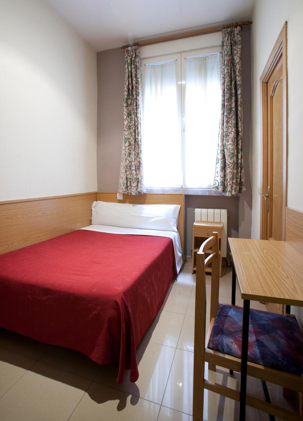 Habitación individual con baño privado
