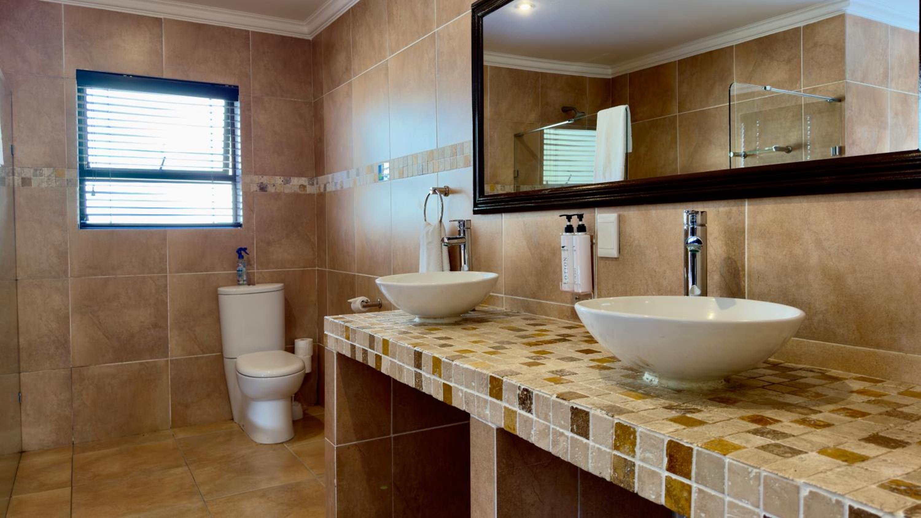 Executive King Suite photo 3