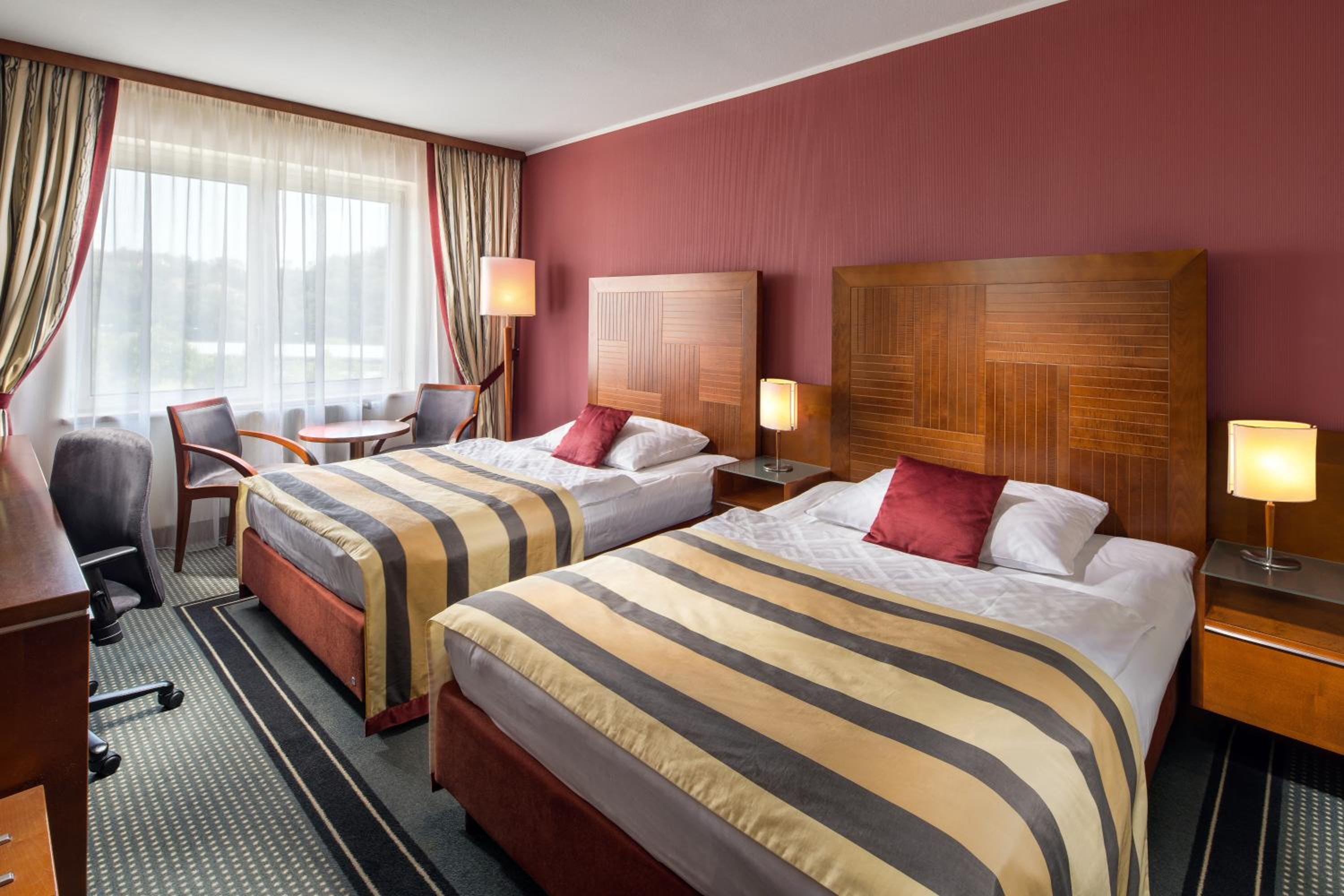 Deluxe Twin Room