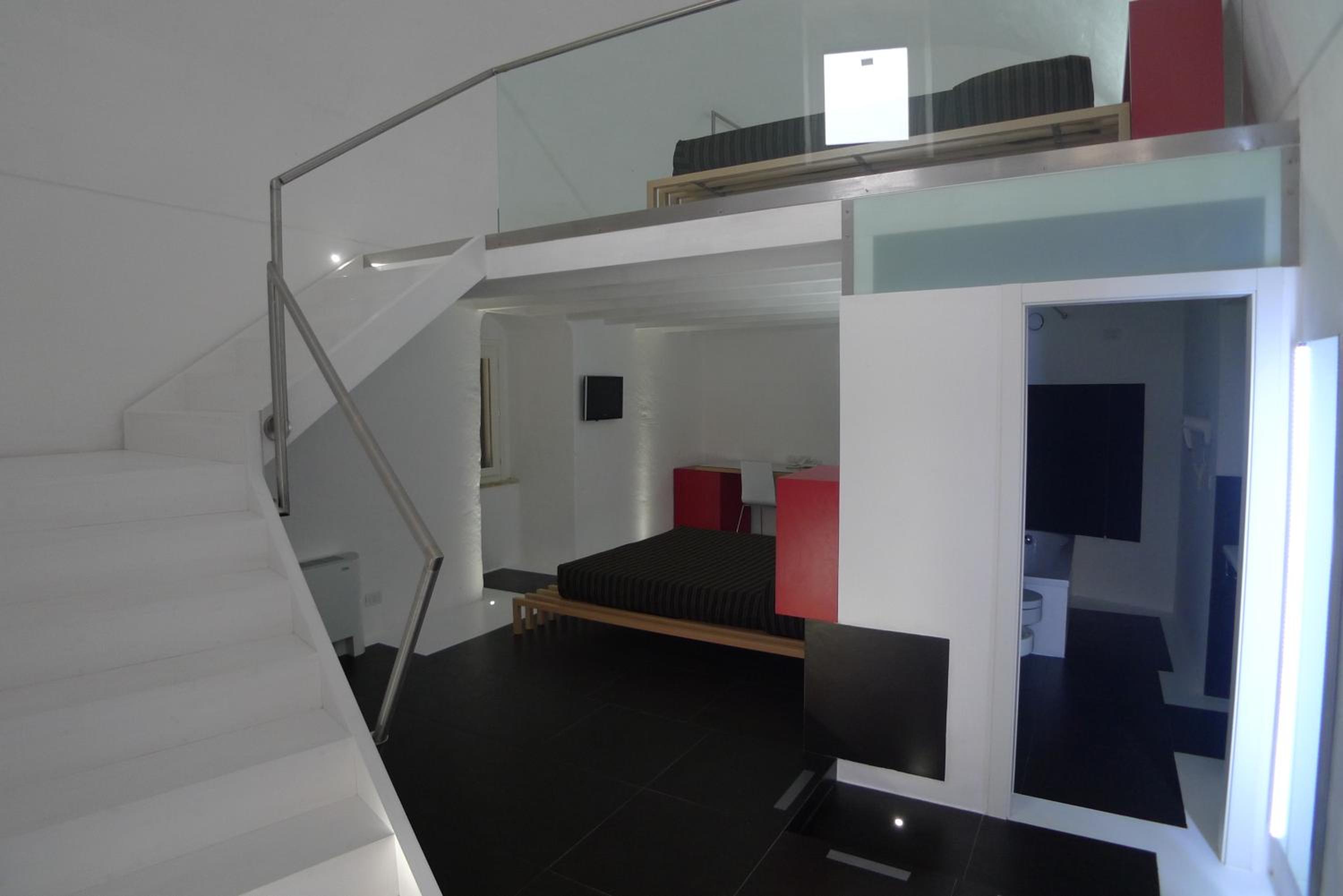 Superior Quadruple Room - Photo 10