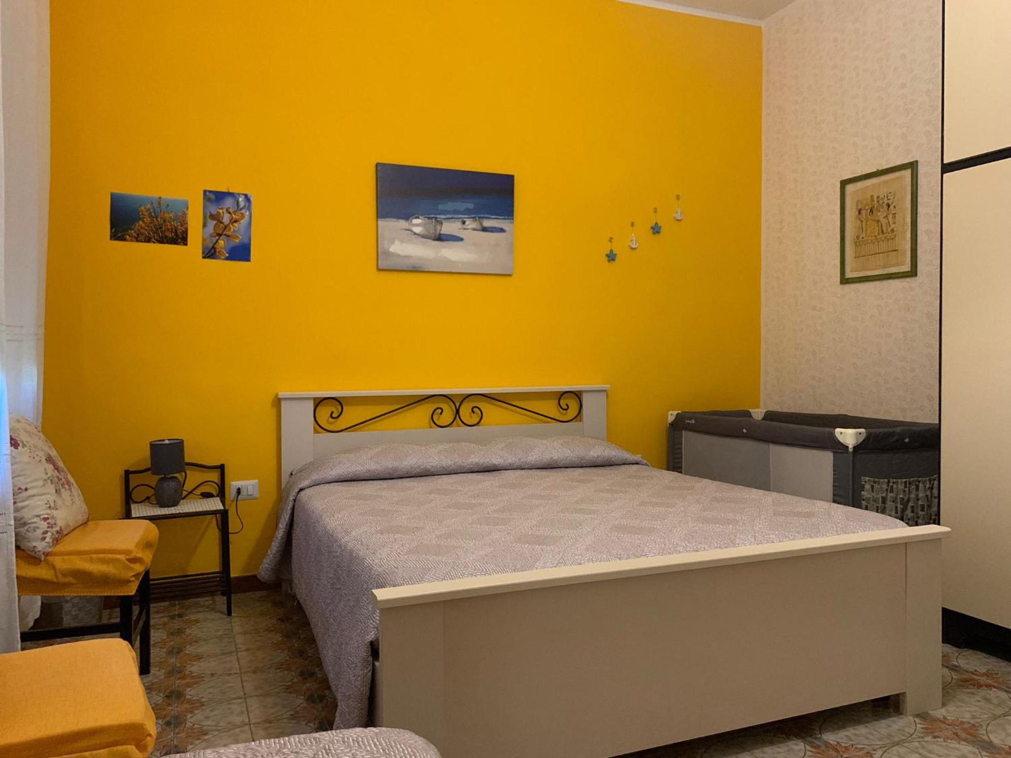 Deluxe Double Room with Extra Bed and Private External Bathroom - Photo 1