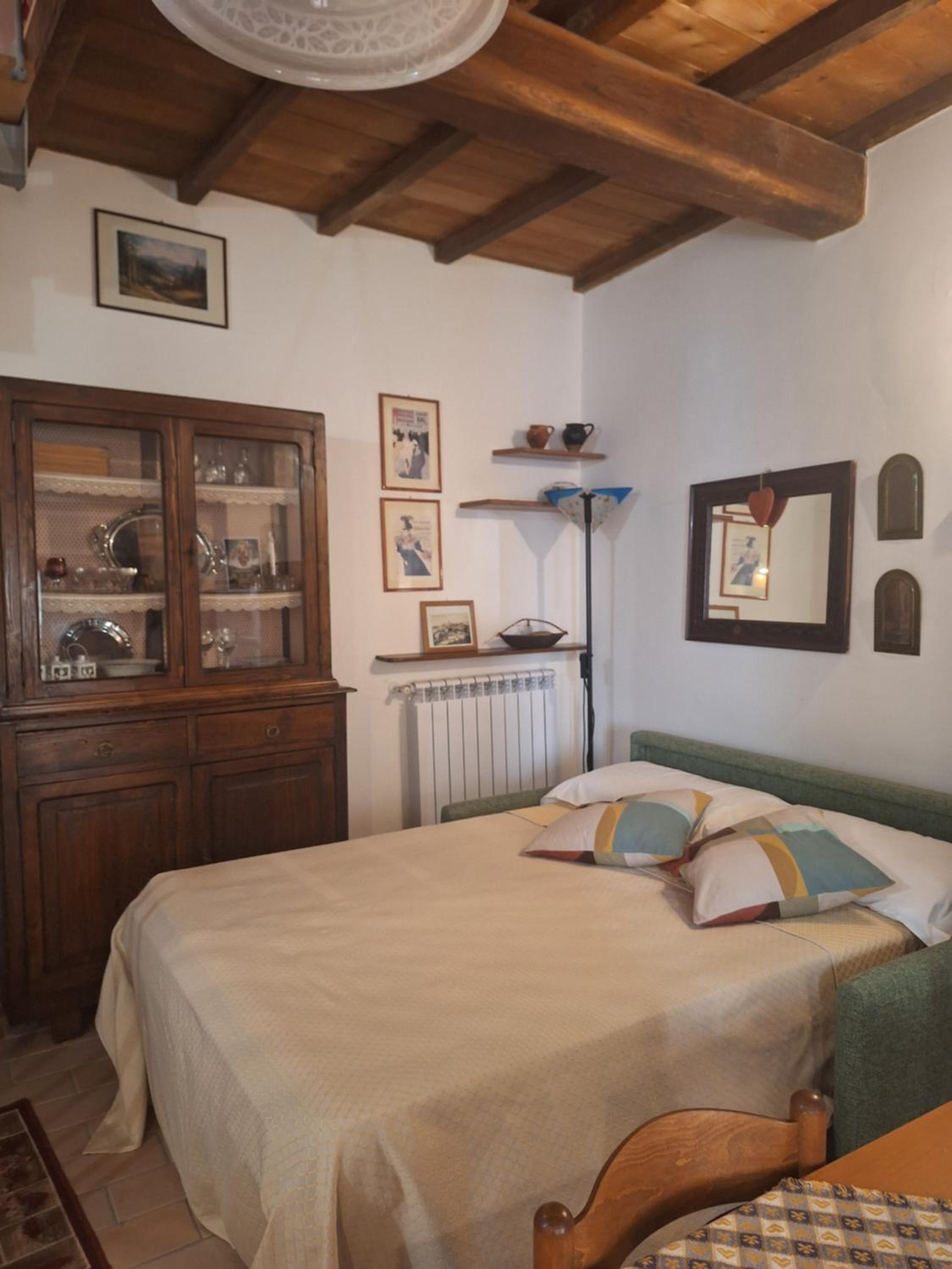 One-Bedroom House photo 1