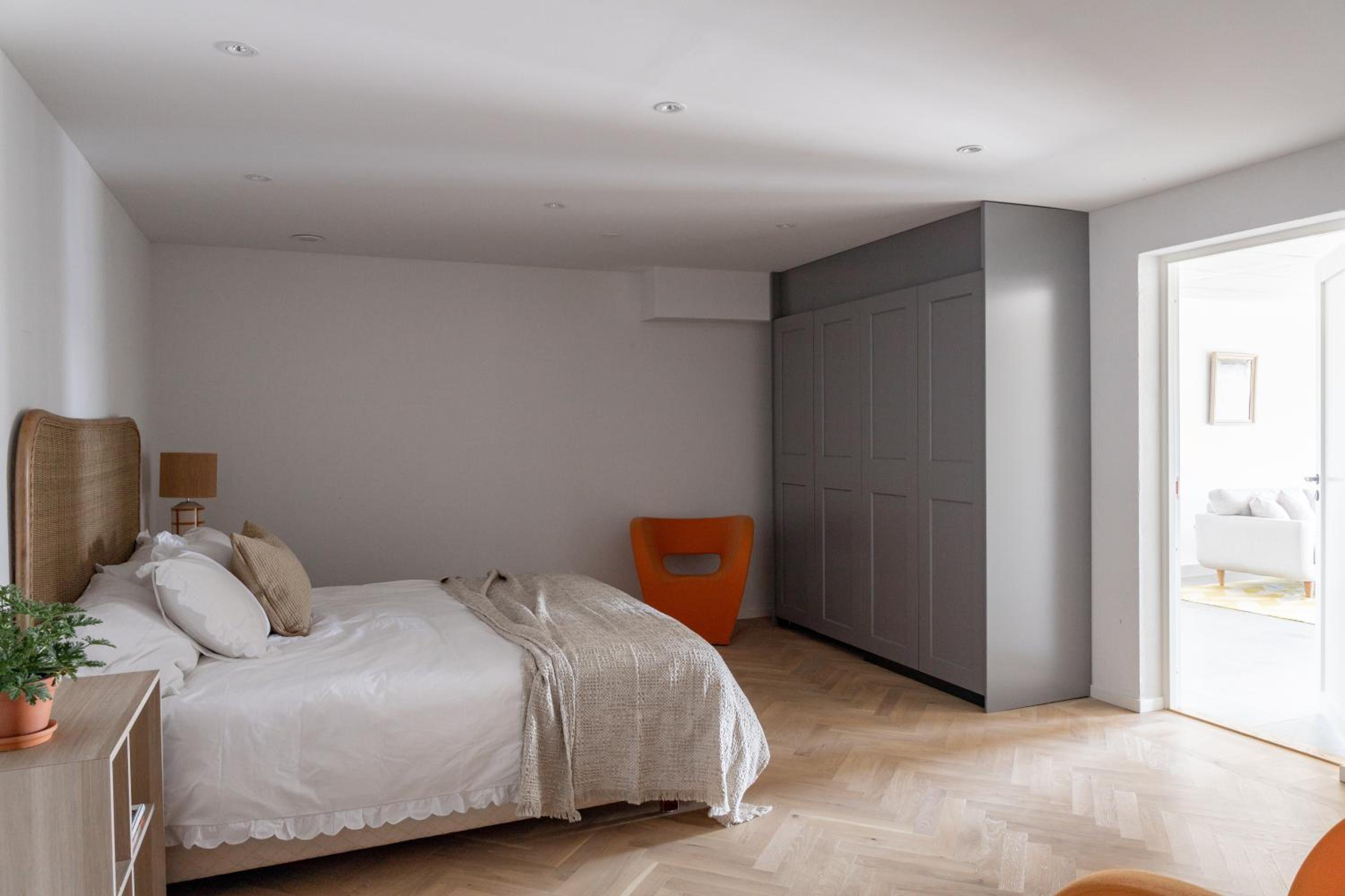 Apartment - Ground Floor photo 1