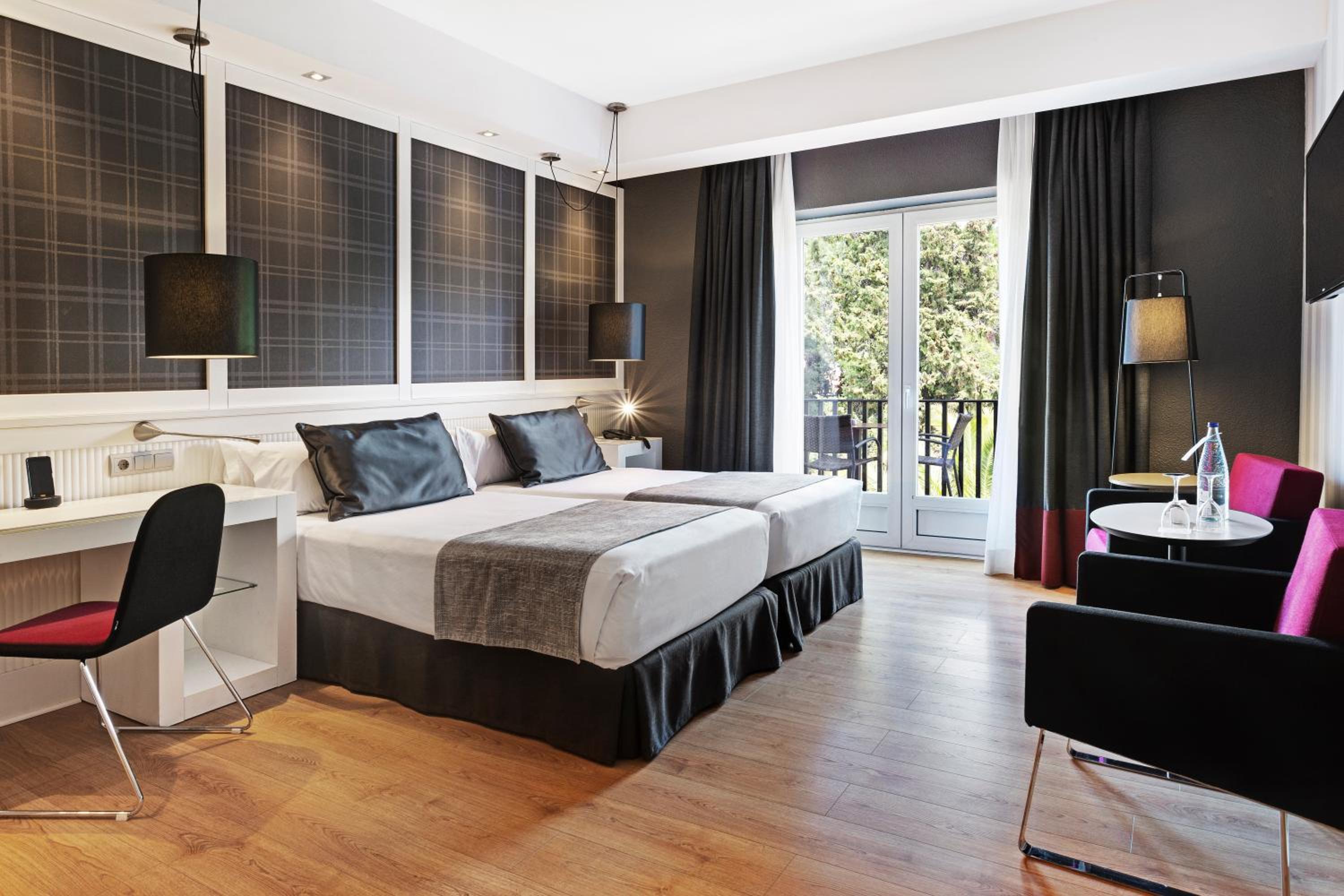 Double Room with Terrace - Photo 1