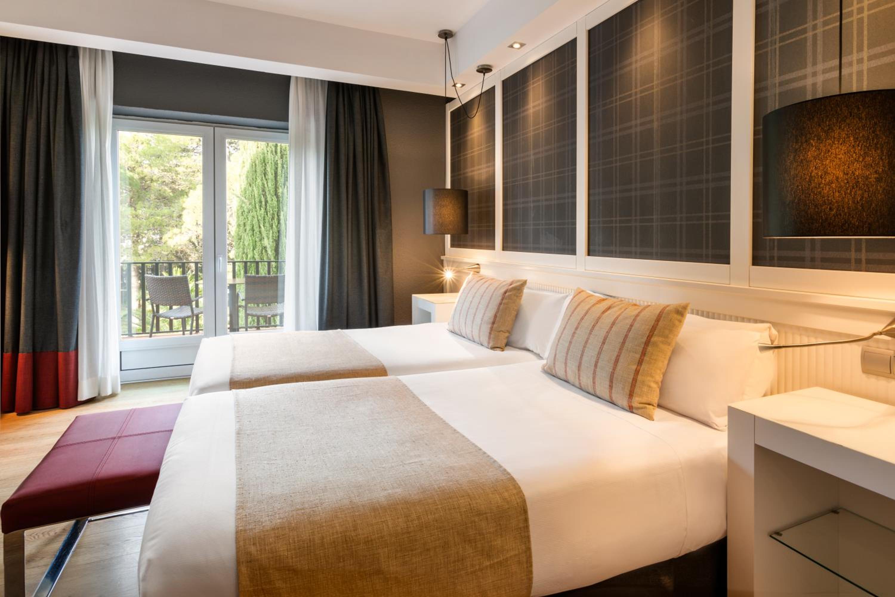 Double Room with Terrace - Photo 2