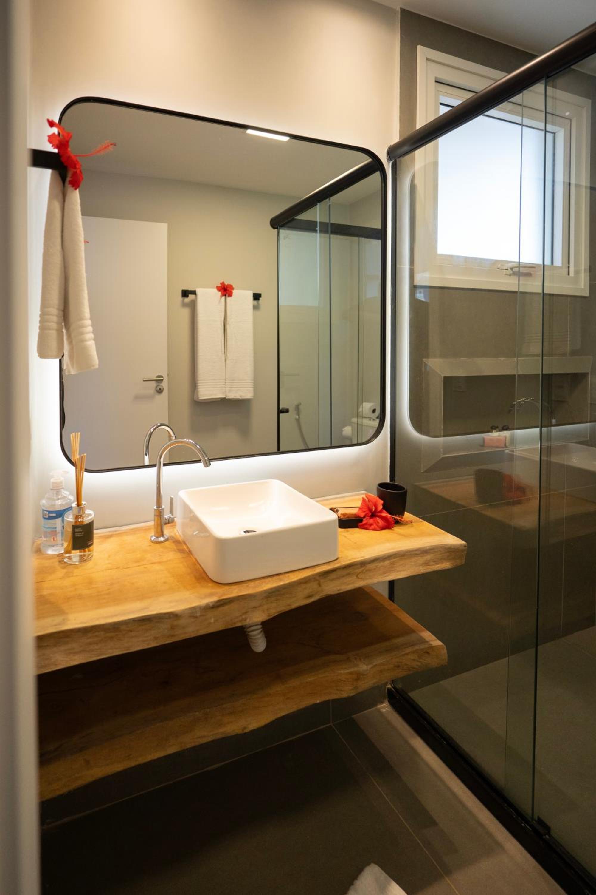 Deluxe Triple Room with Sea View photo 3