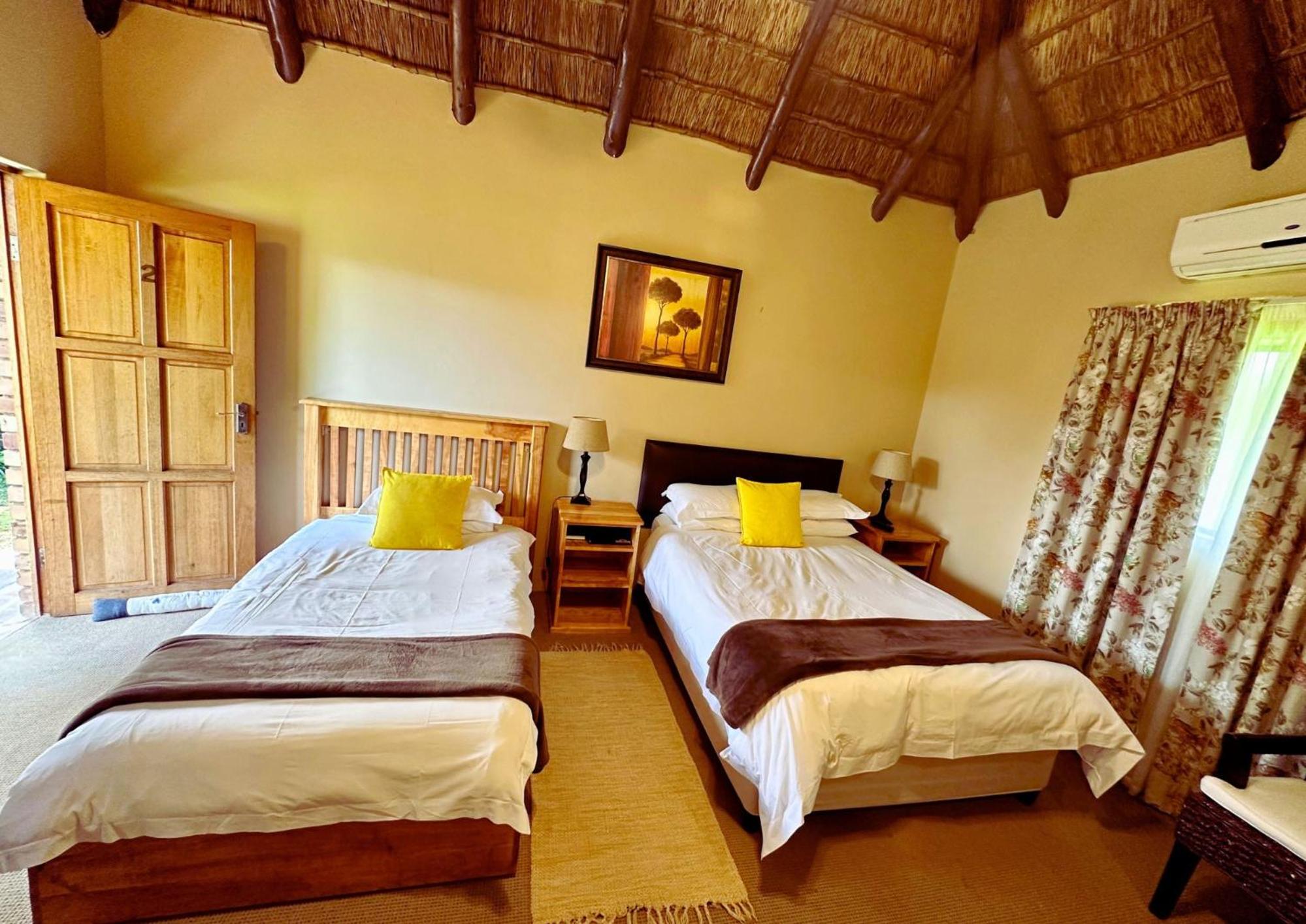 Deluxe King Room photo 1