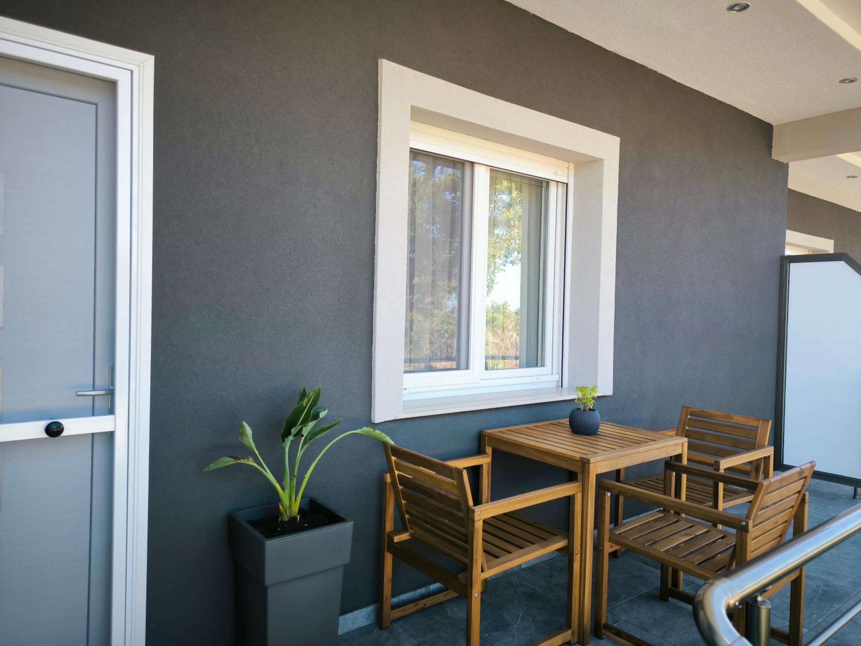 Studio Apartment with Sea View photo 2