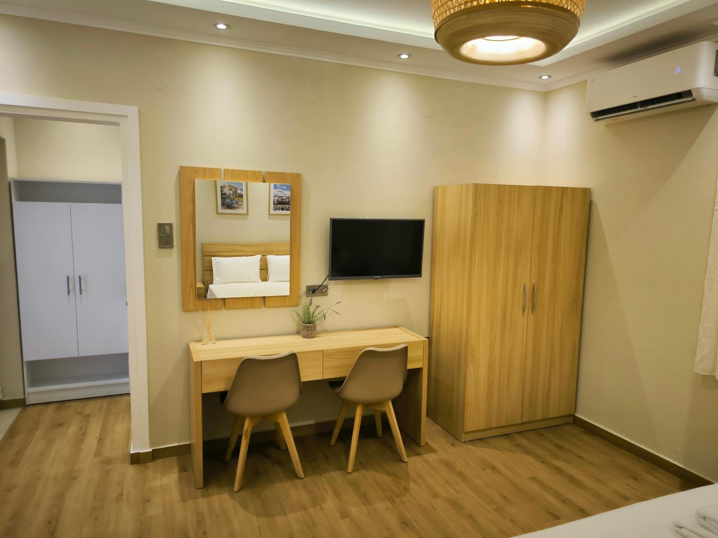 Studio Apartment with Sea View photo 2