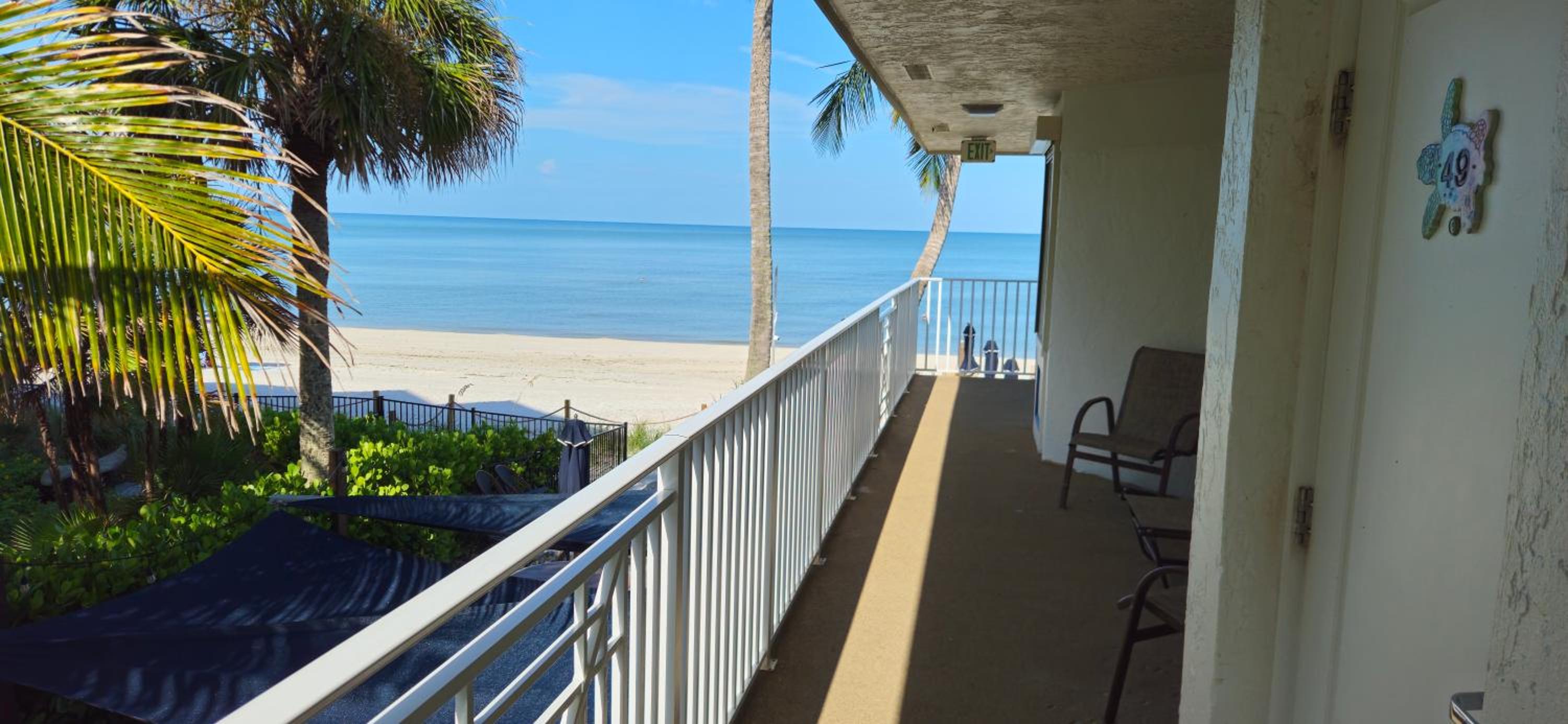 Junior Suite with Beach View