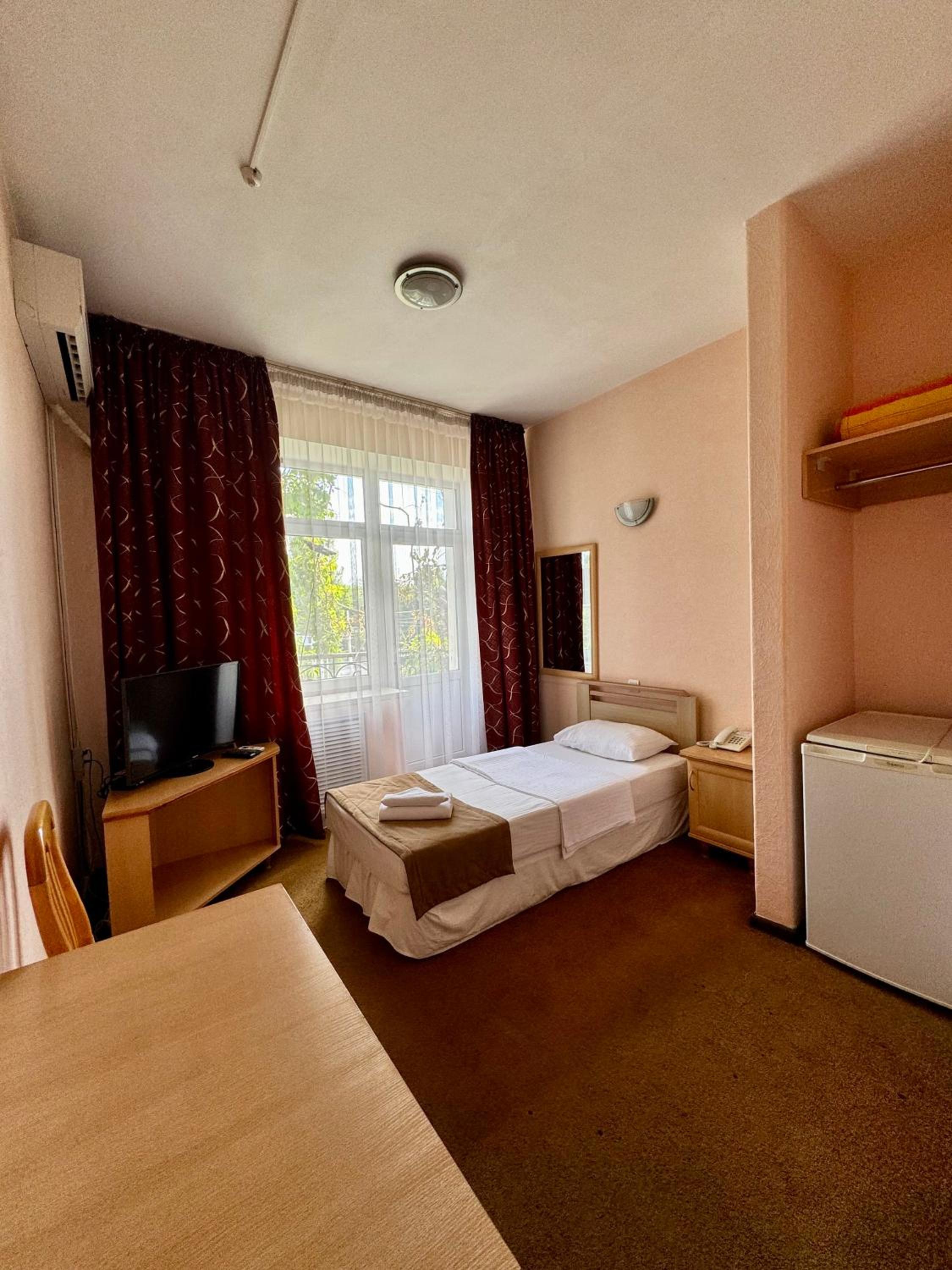 Budget Single Room