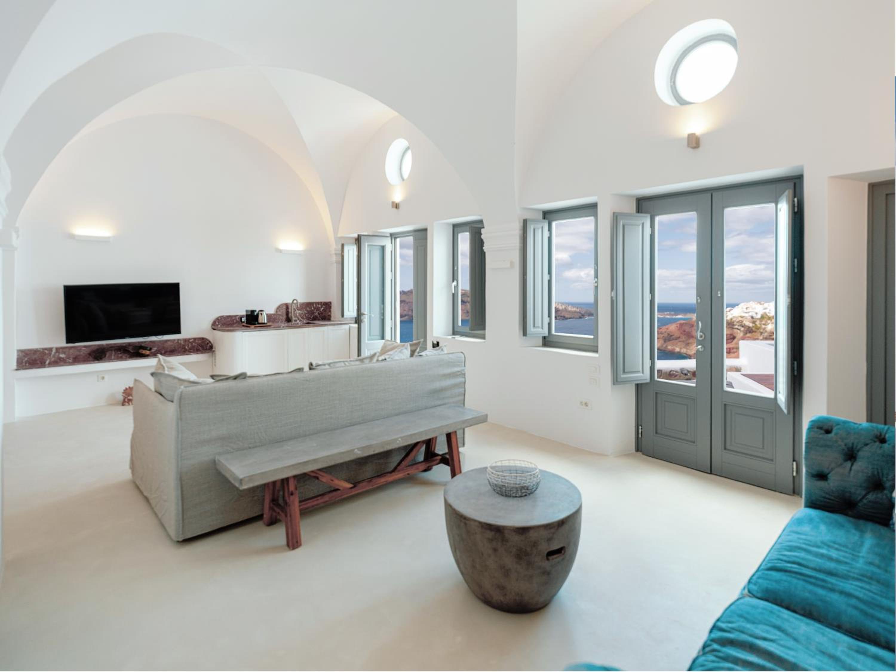 The Collector's Villa with Hot Tub & Caldera View  photo 1