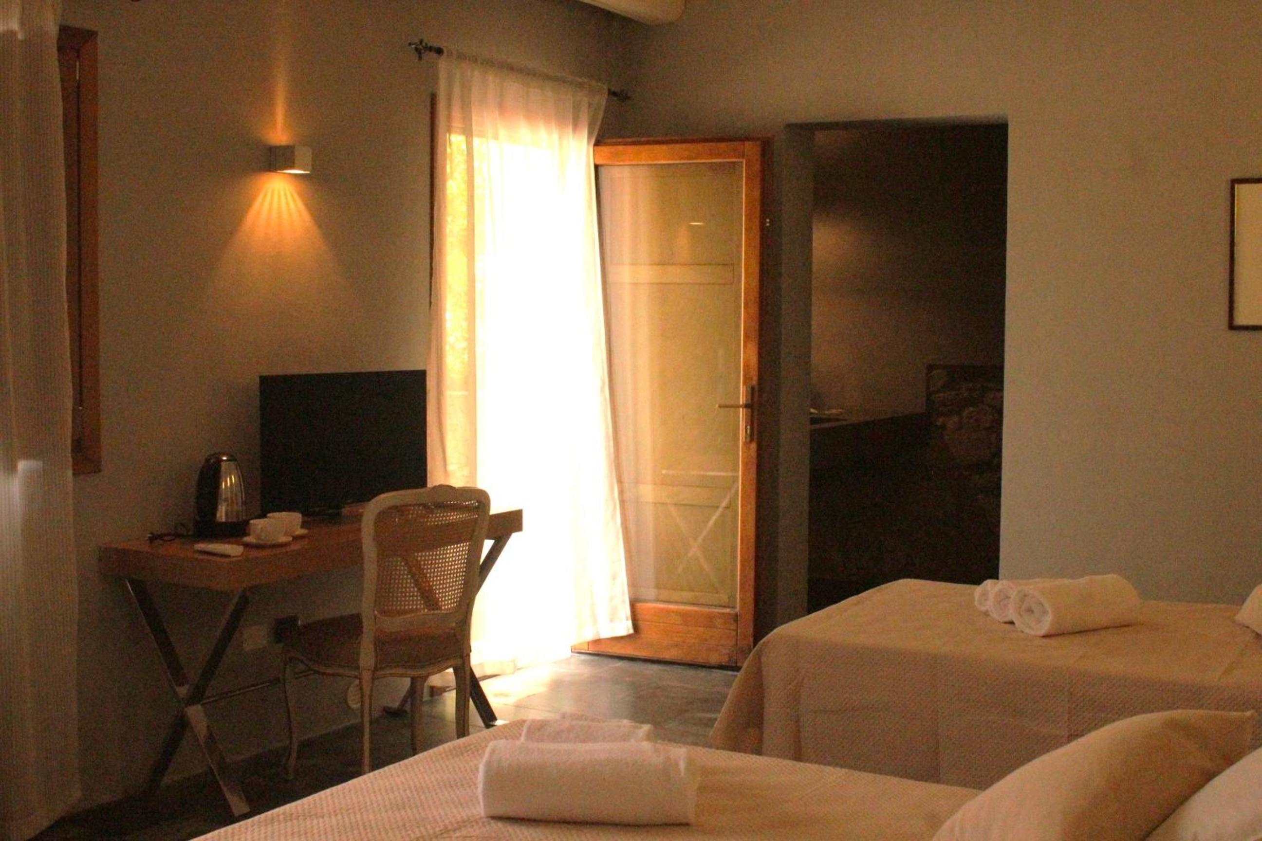Classic Triple Room photo 1