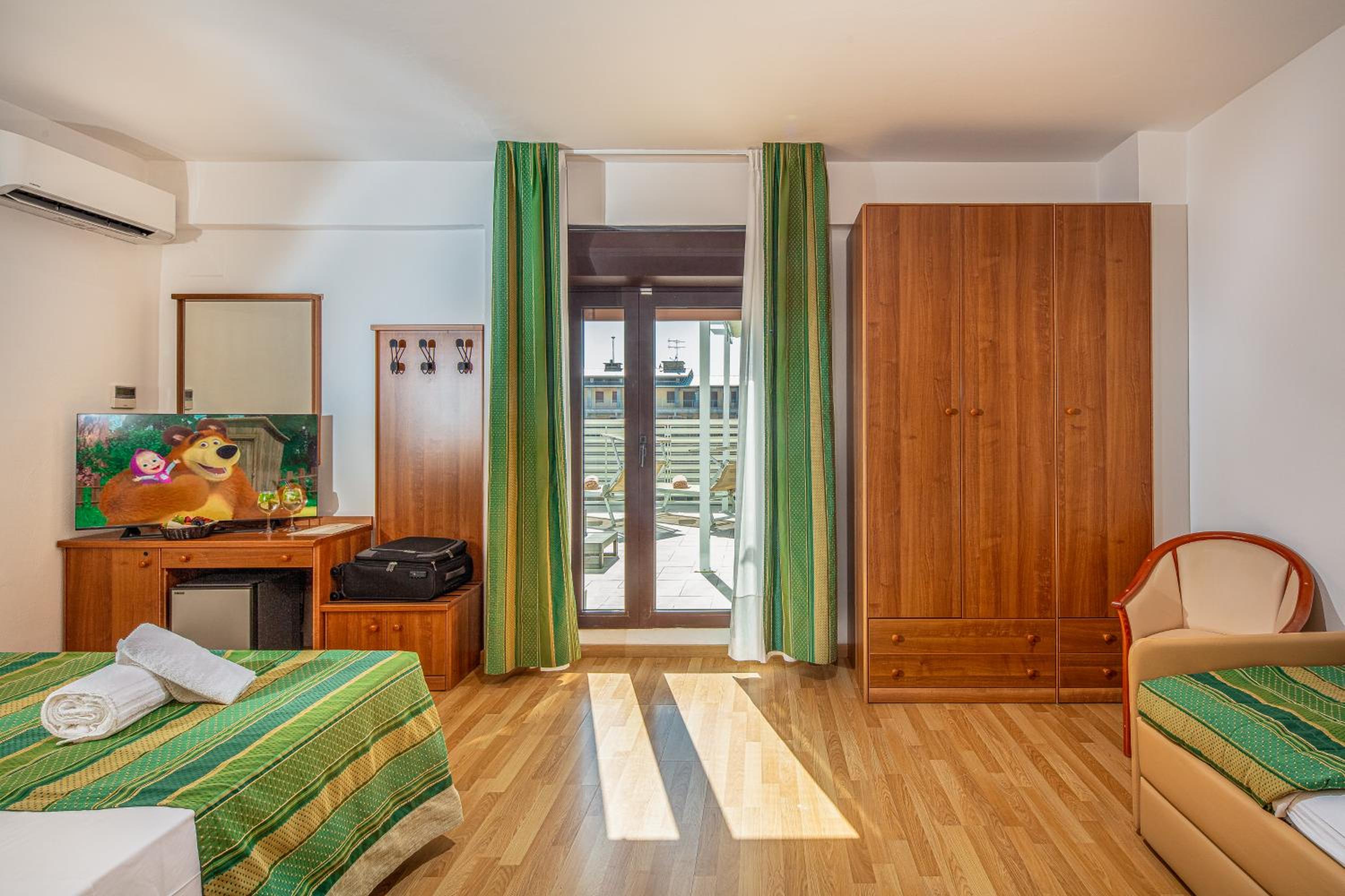 Comfort Triple Room - Photo 7