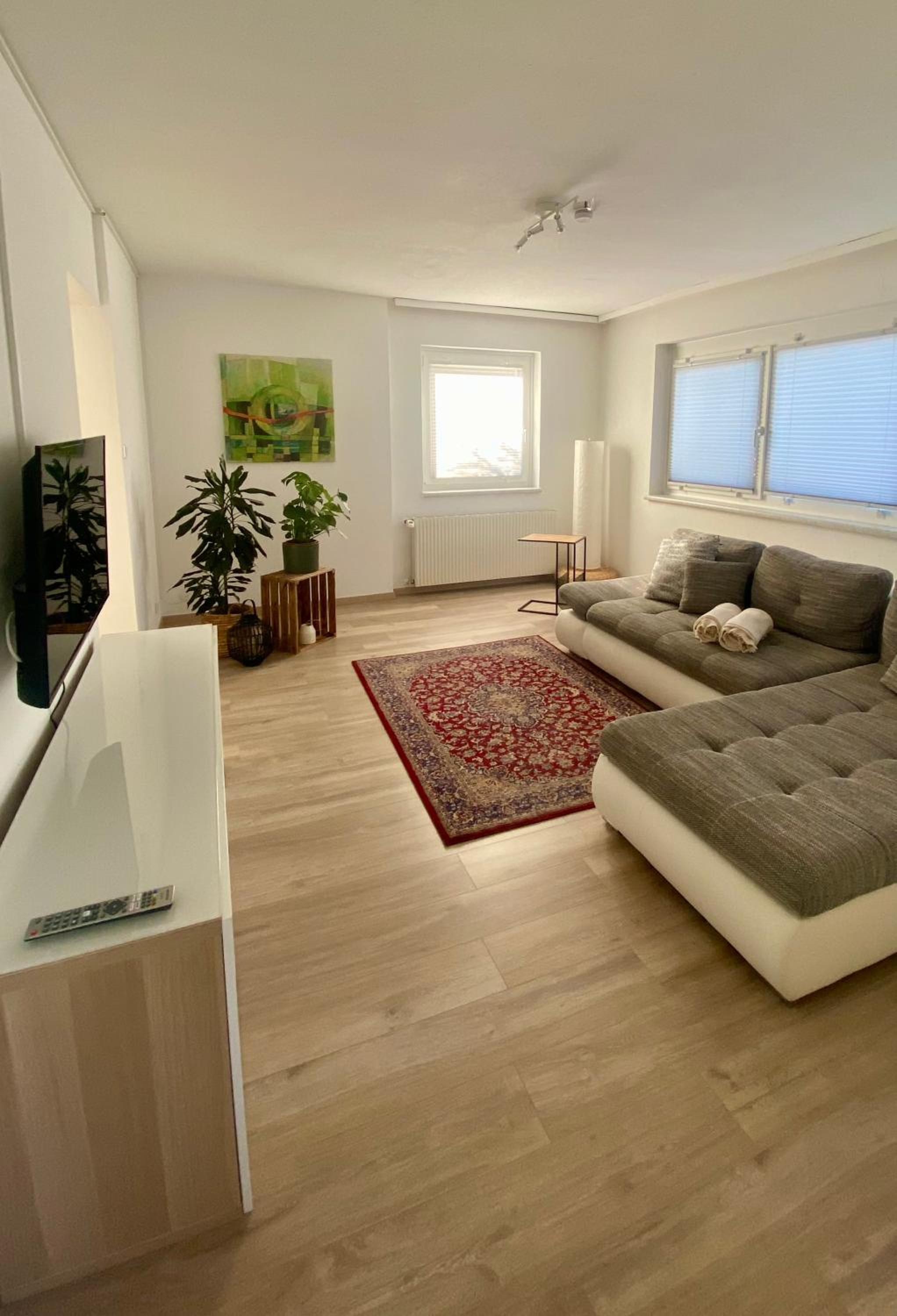 Two-Bedroom Apartment with Balcony photo 2