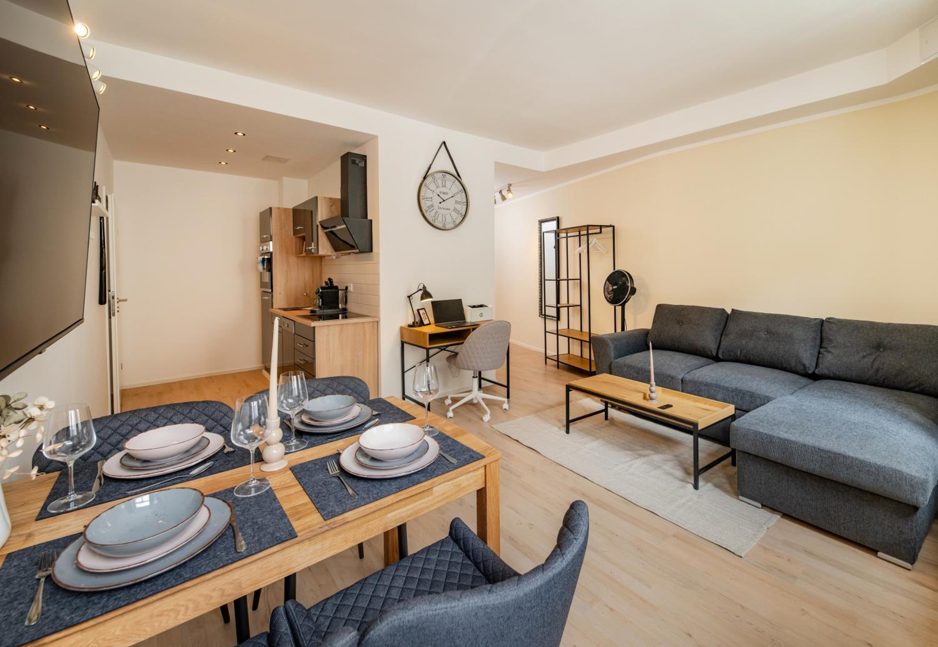 One-Bedroom Apartment