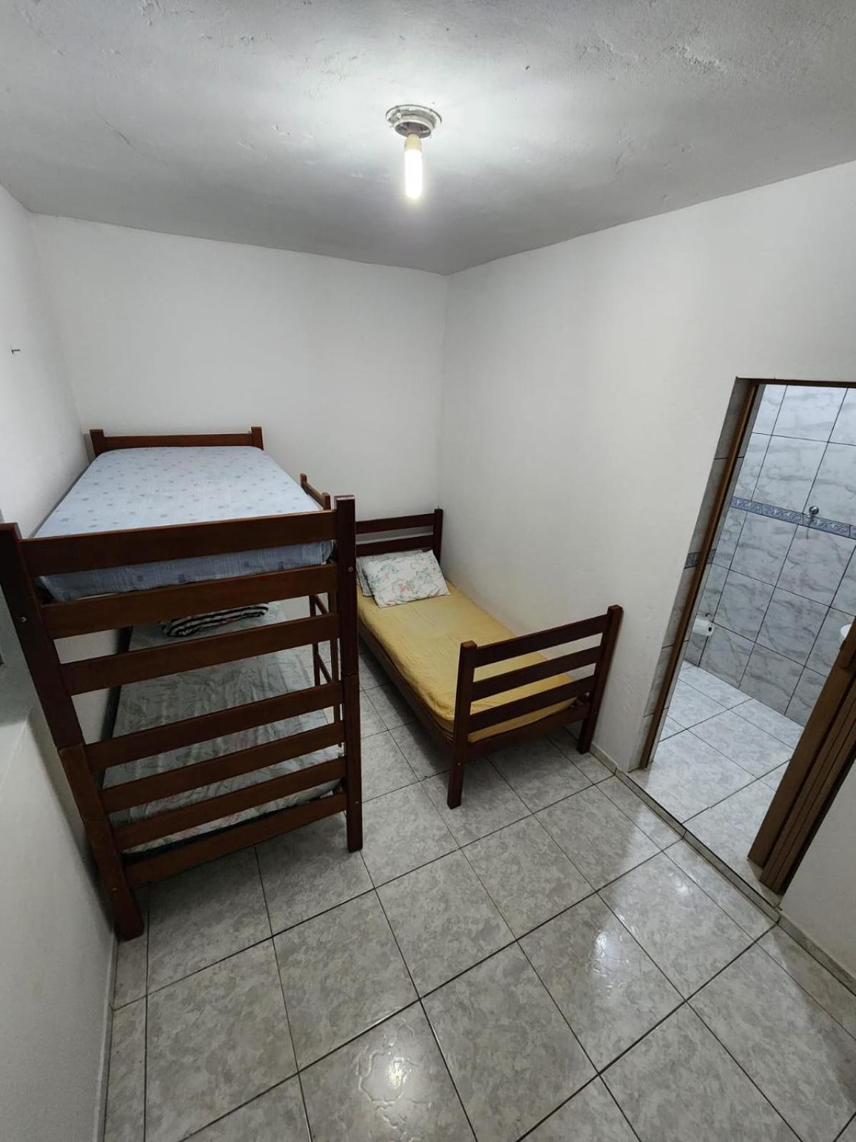 Four-Bedroom House photo 3