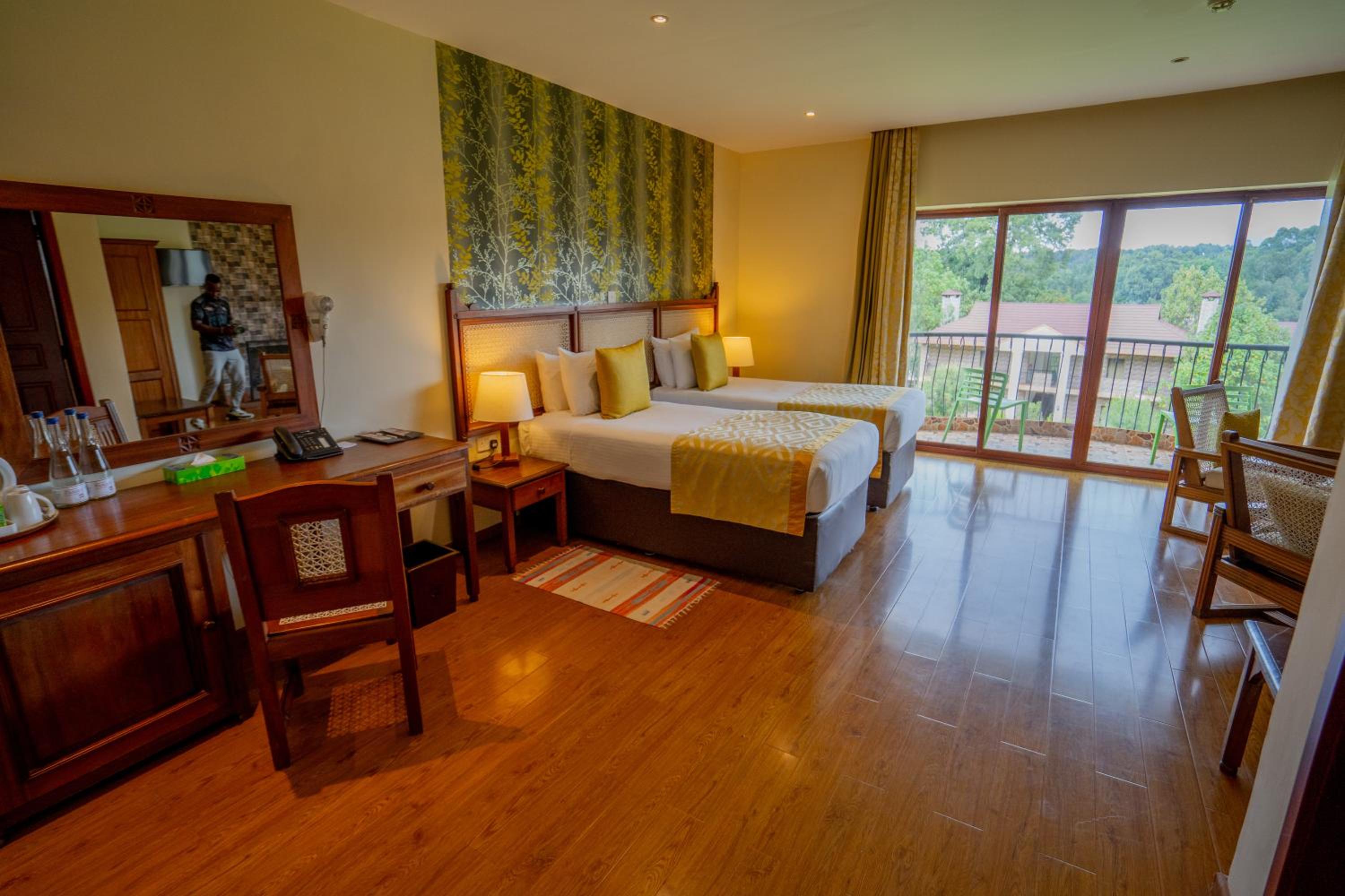 King Room with Courtyard