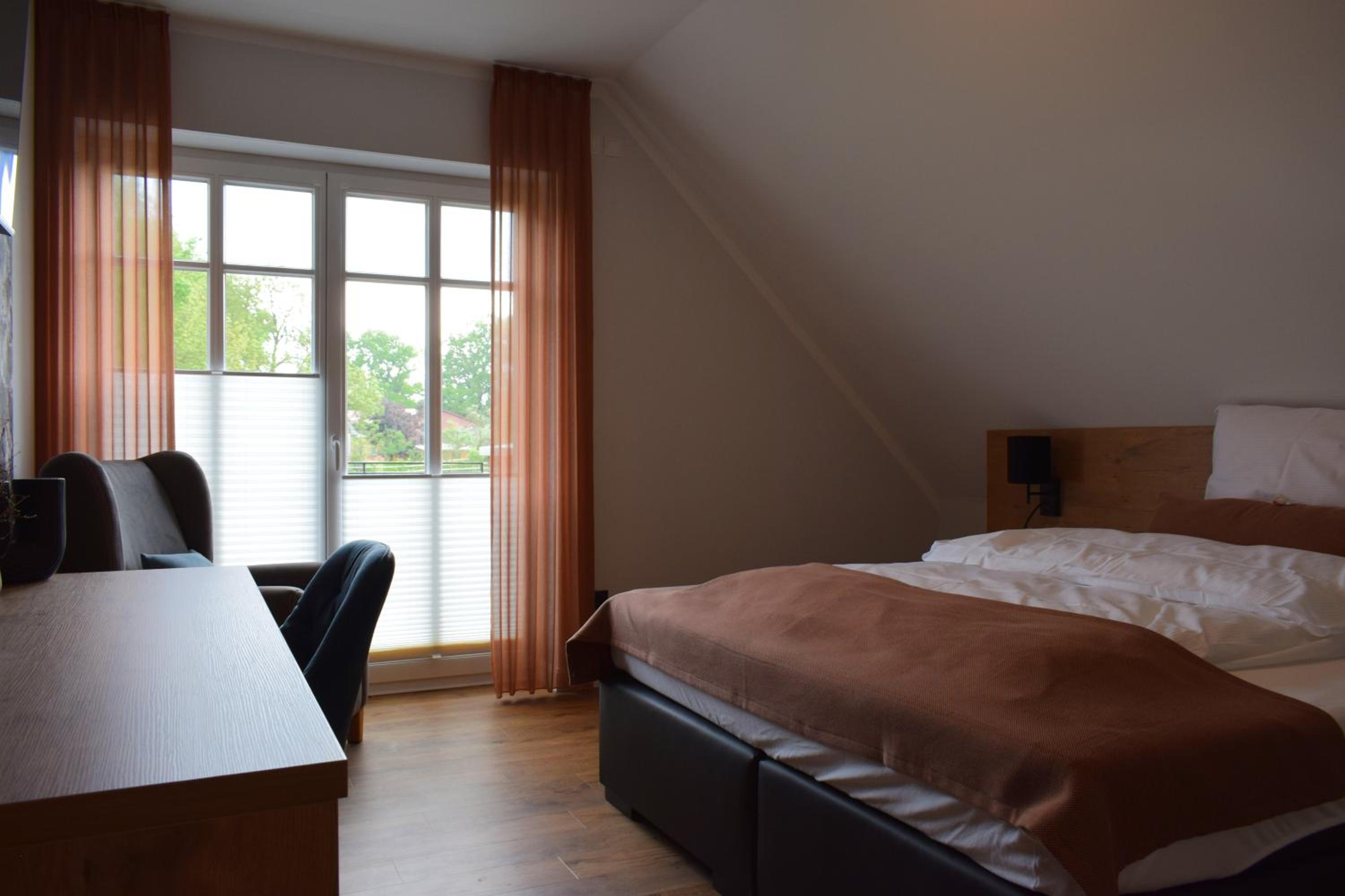 Triple Room with Balcony - Photo 5