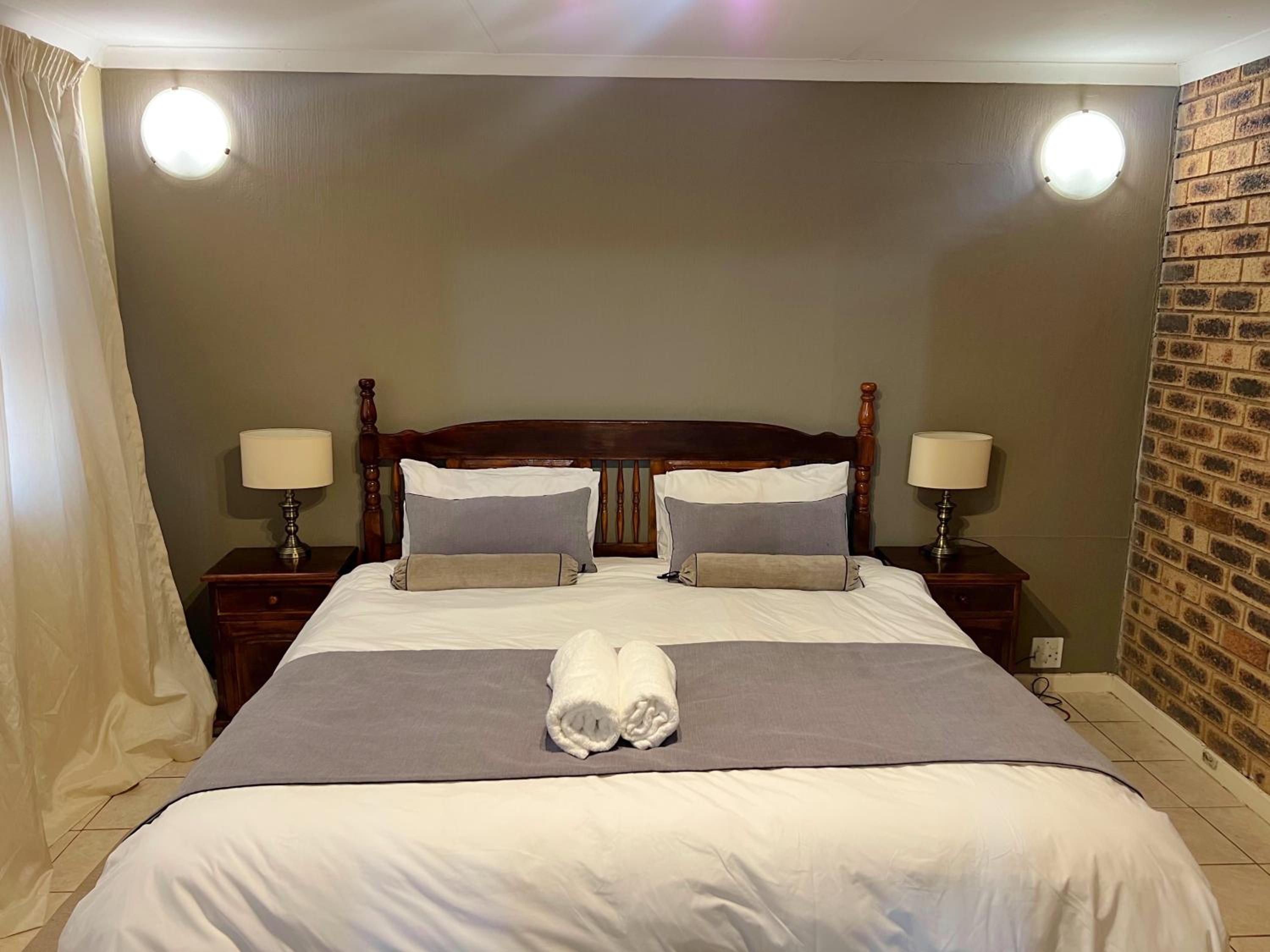 Deluxe Suite - Photo 4