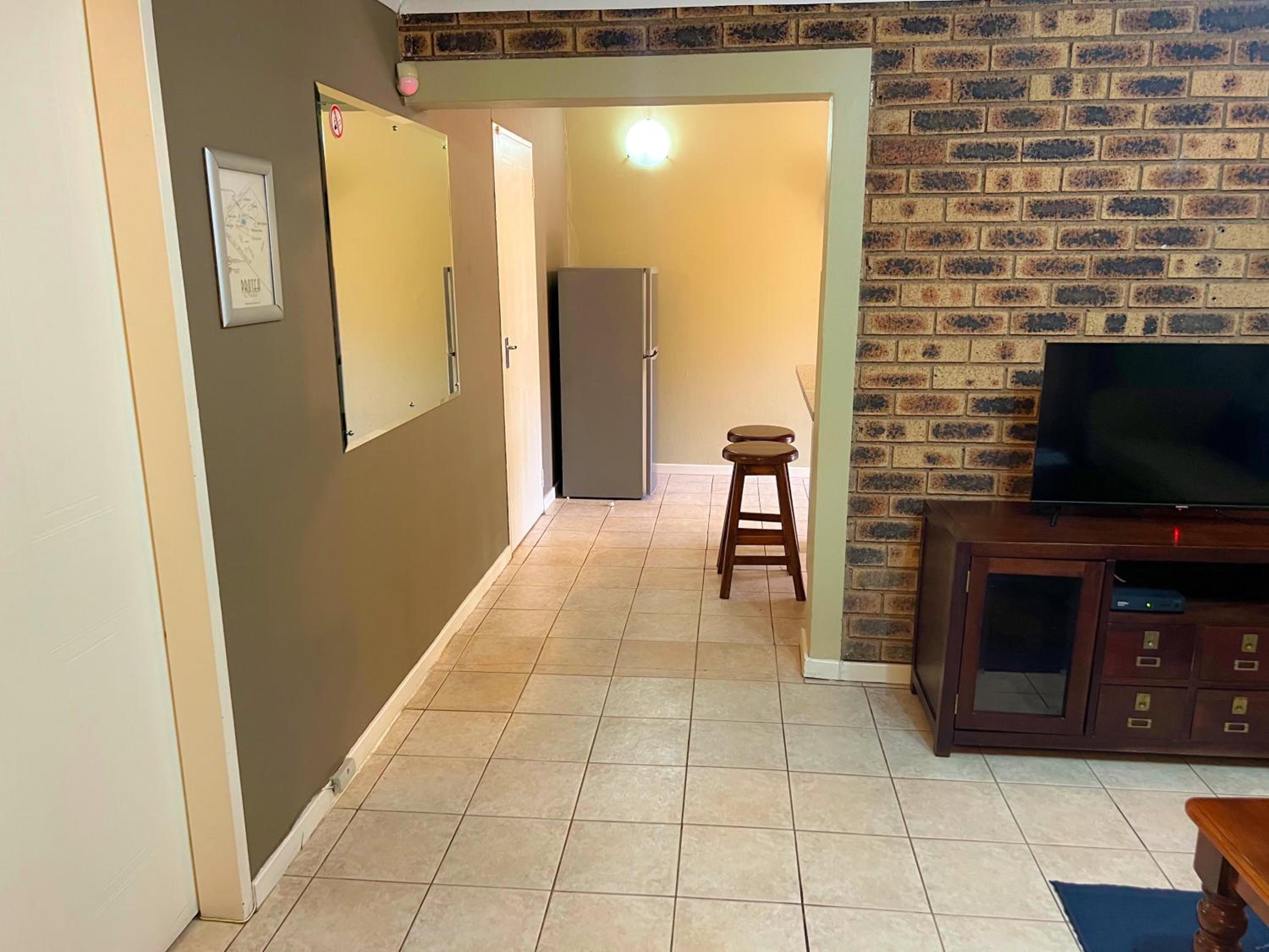 Deluxe Suite - Photo 5