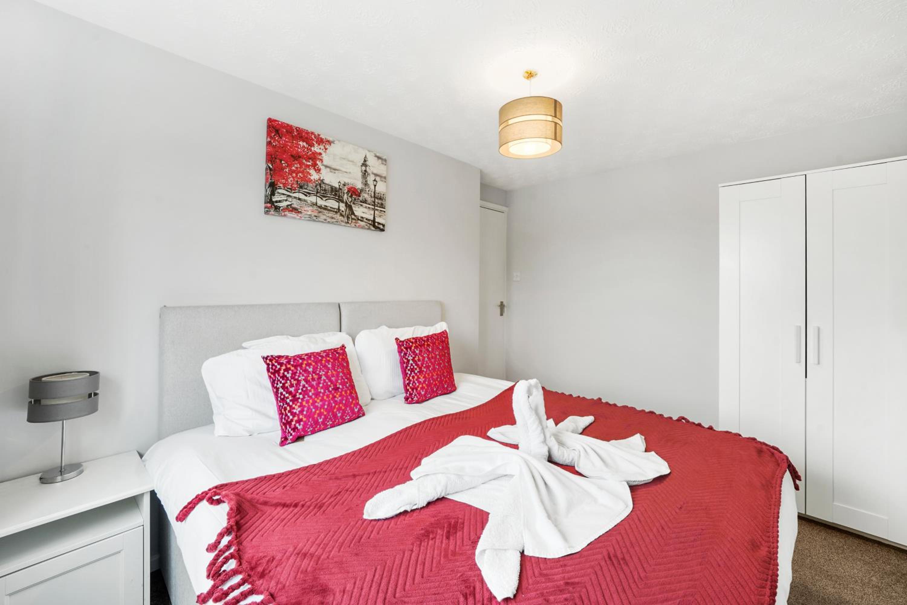 Three-Bedroom House photo 1