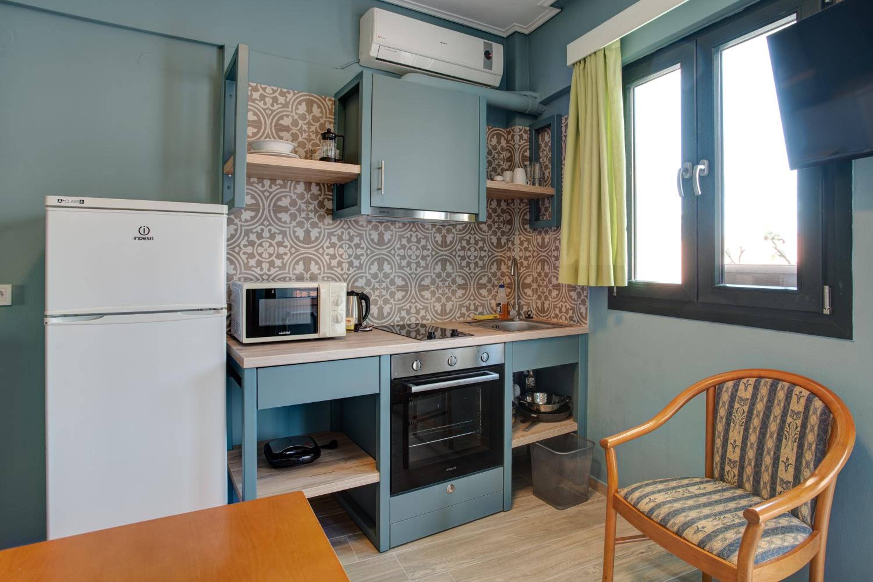One-Bedroom Apartment photo 2