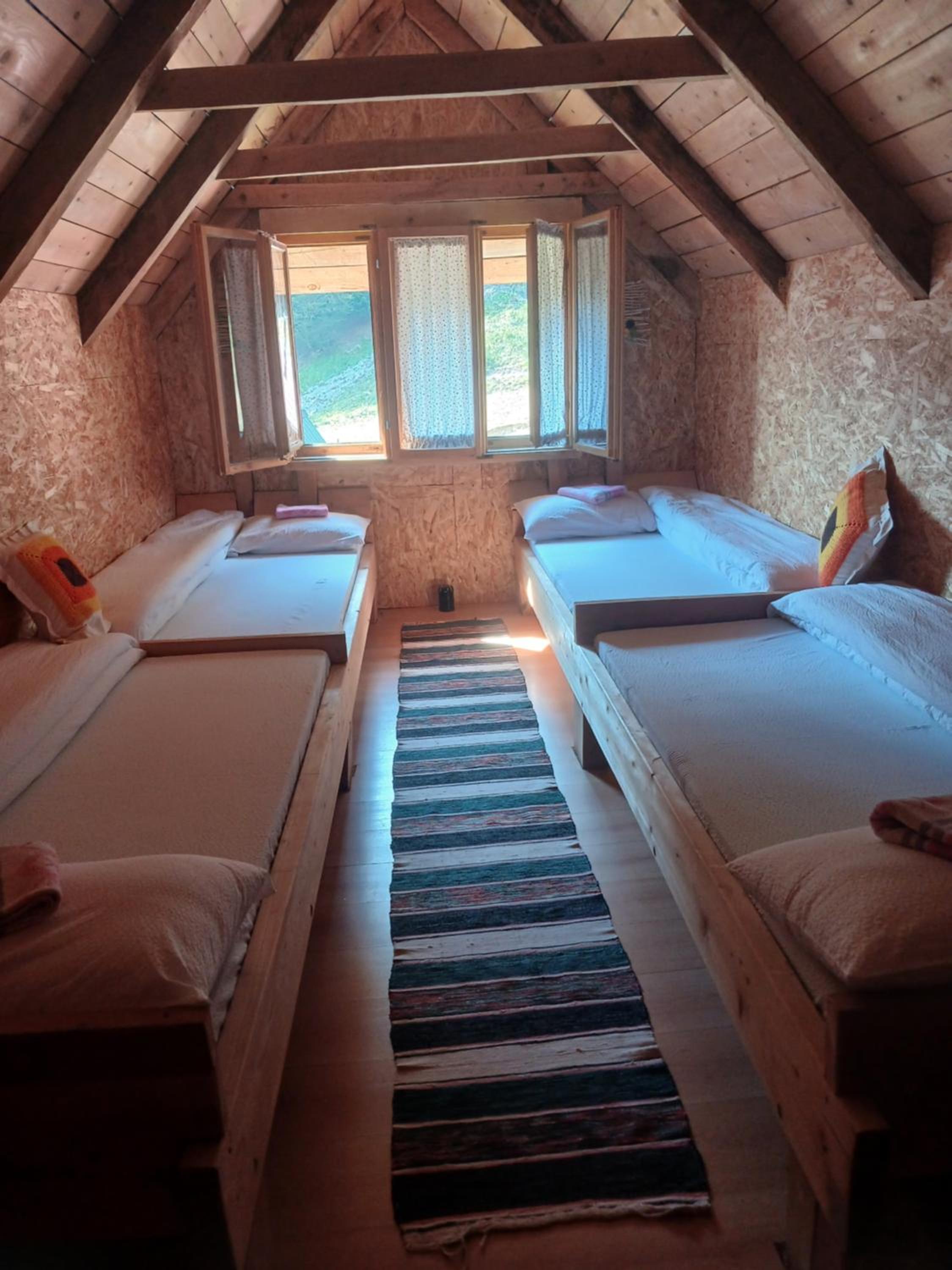 Standard Quadruple Room photo 2