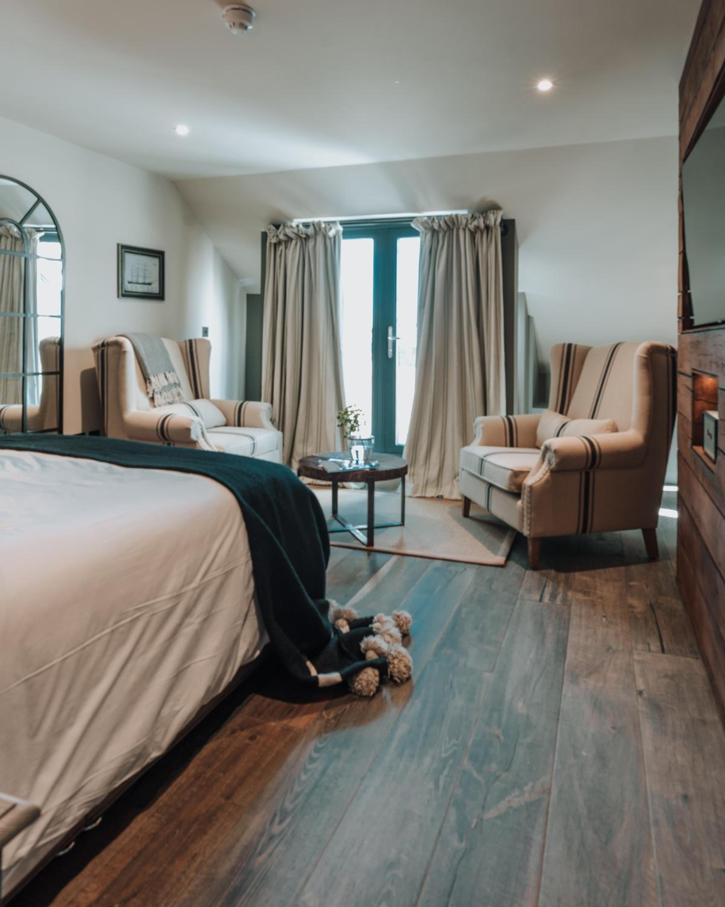 Double Room with Balcony and Sea View - Photo 1