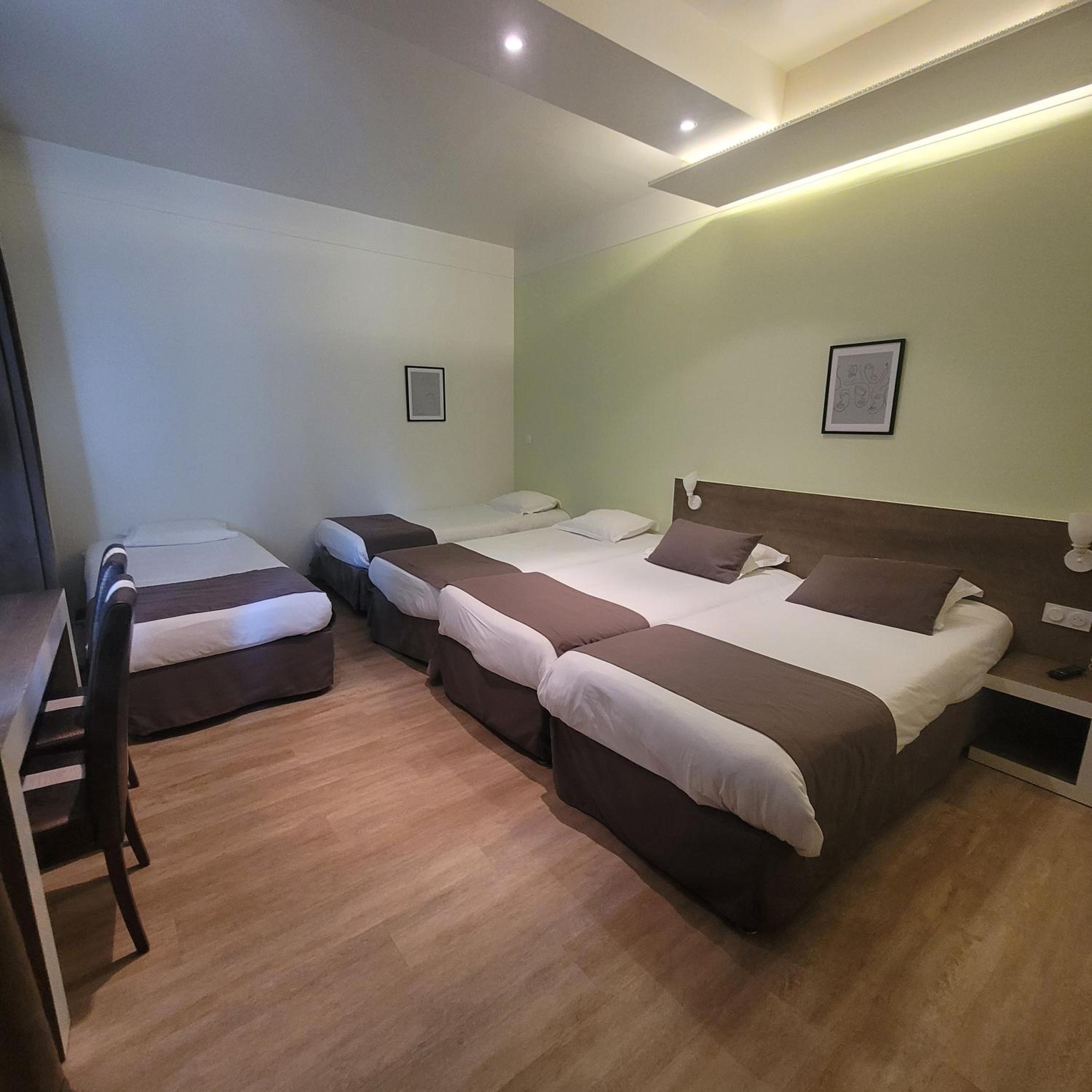 Comfort Family Room - Photo 36