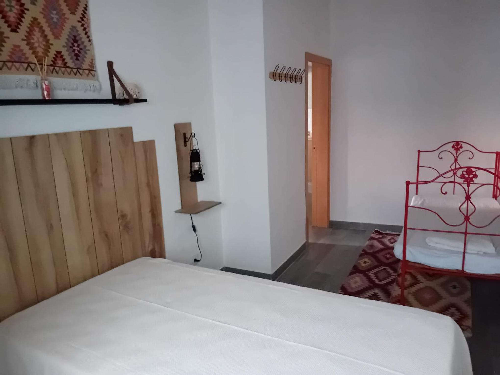 Four-Bedroom House photo 3