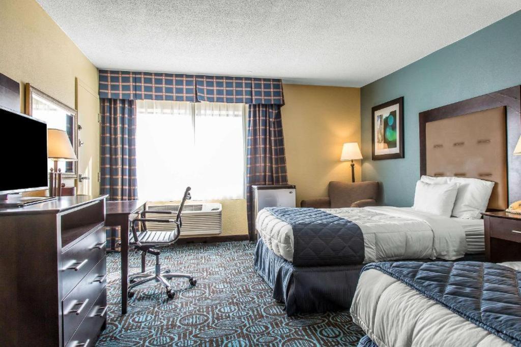 Double Room - Photo 1