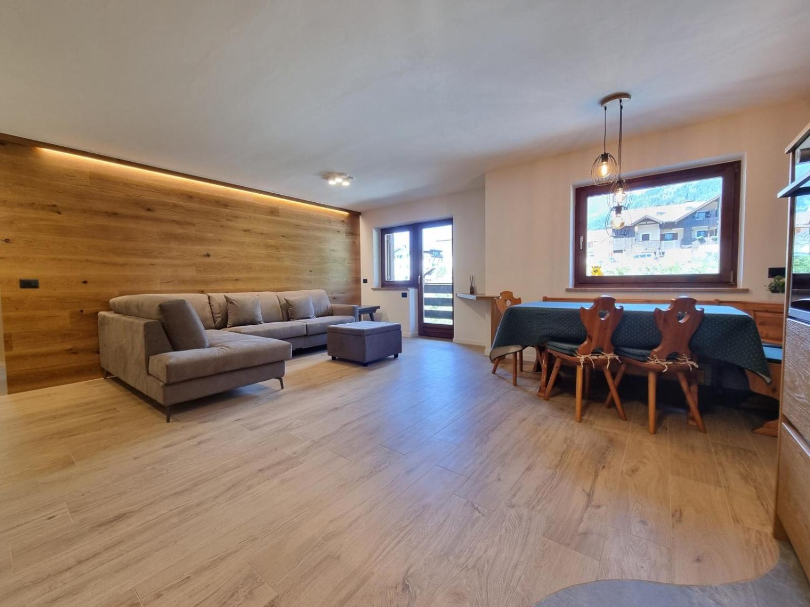 Apartment with View and Balcony photo 1