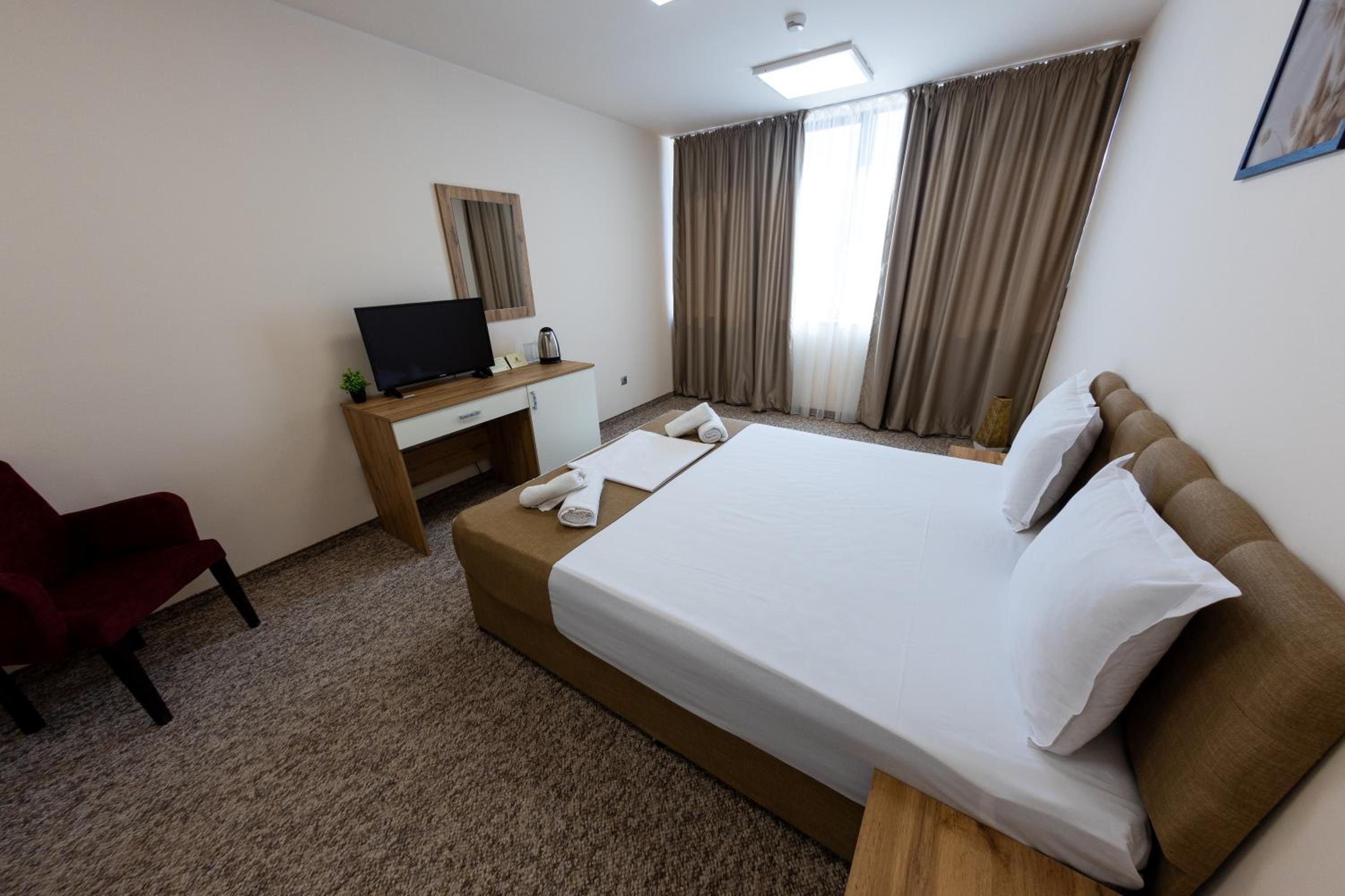 King Room with Balcony photo 3