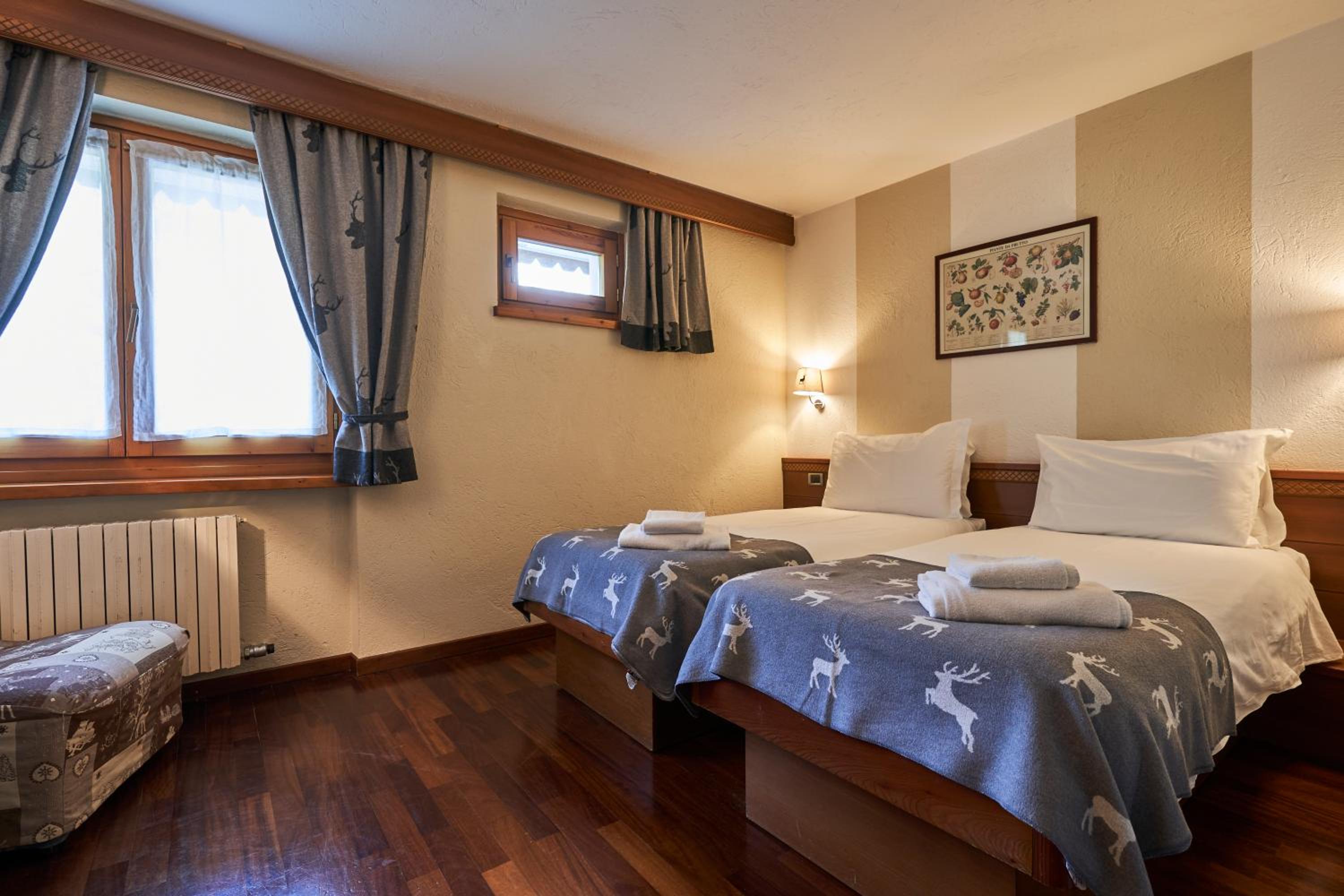 Double or Twin Room - Photo 4