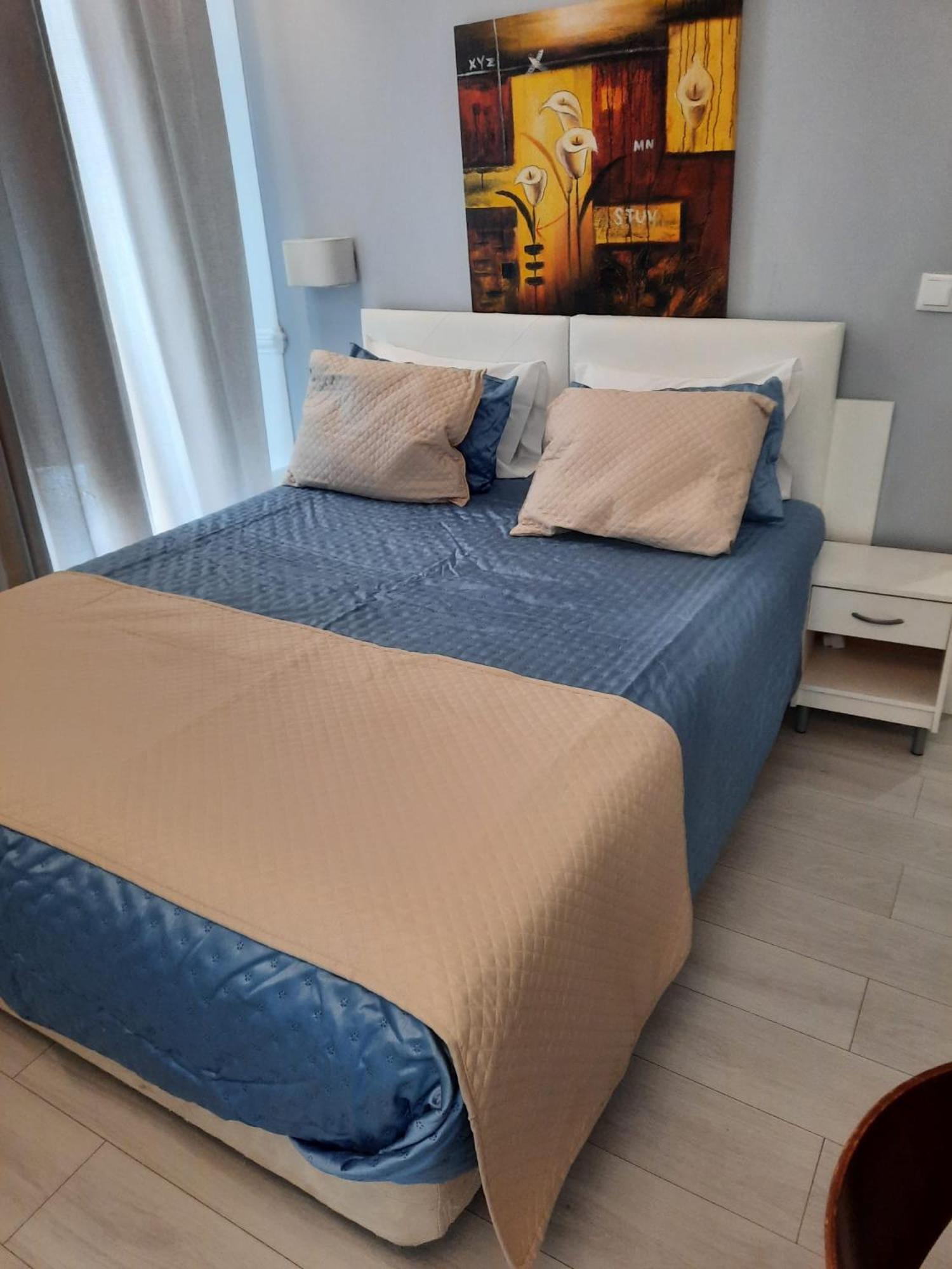 Double Room - Photo 5