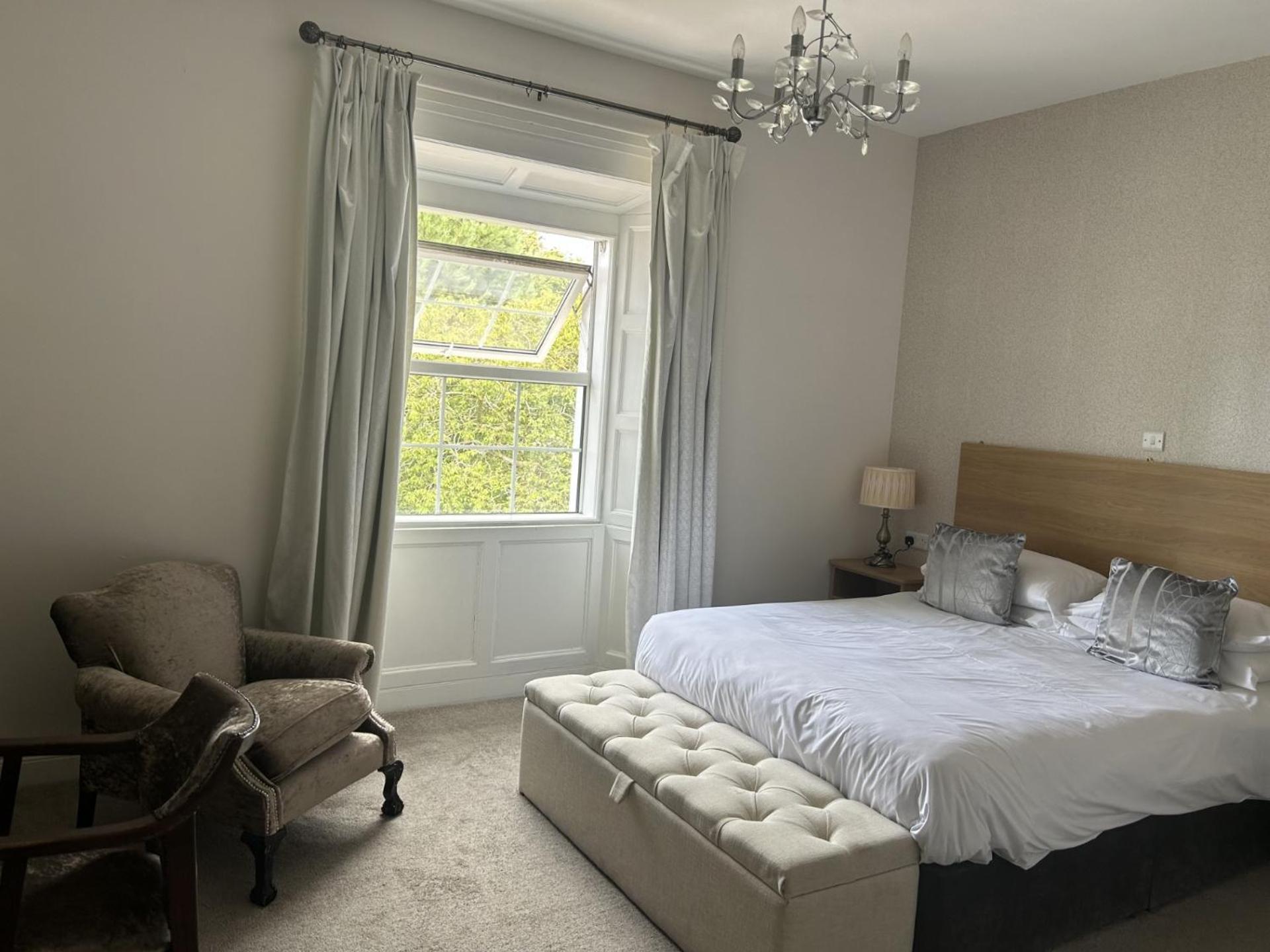 Double Room - Photo 3