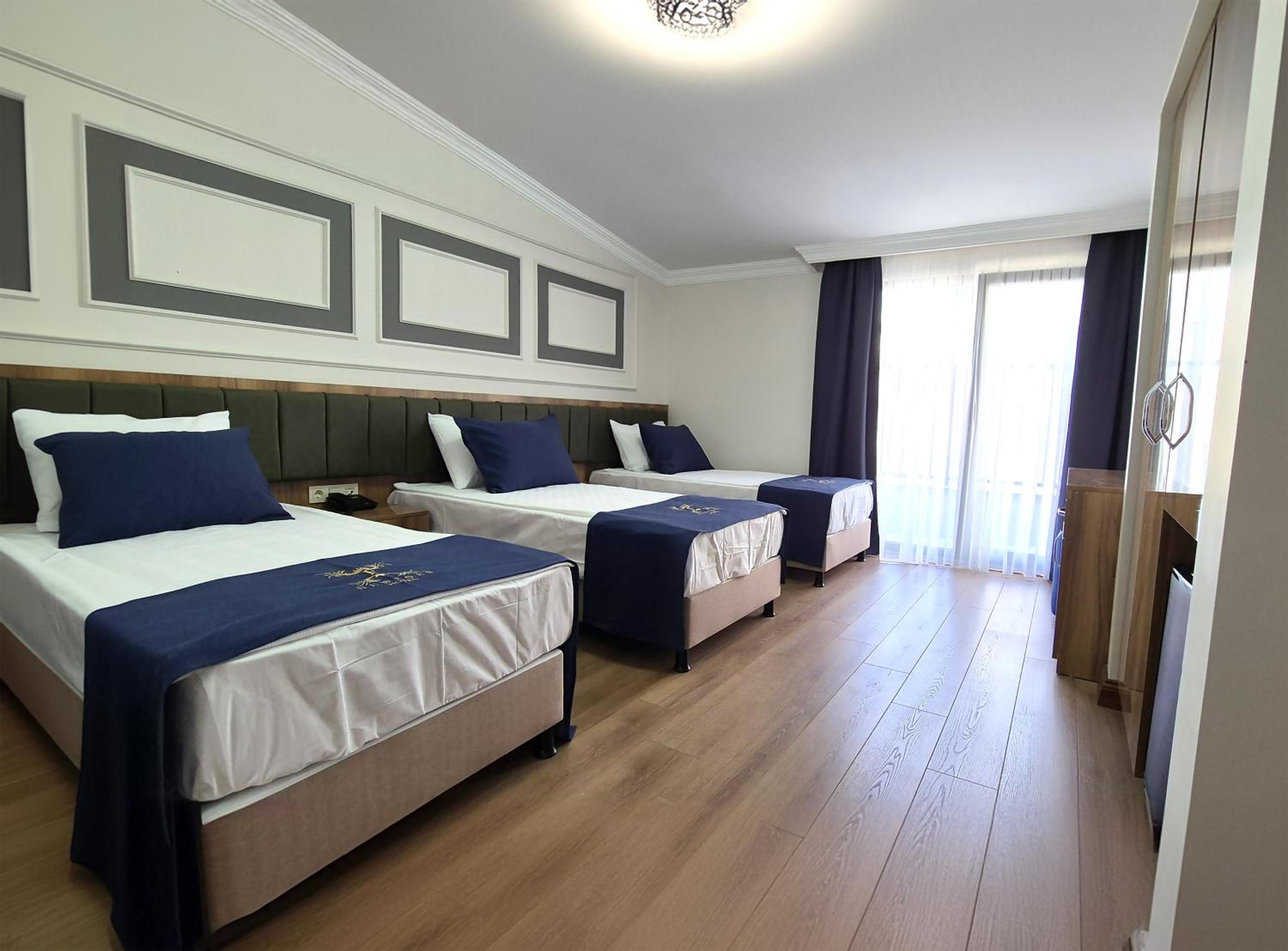 Triple Room photo 2