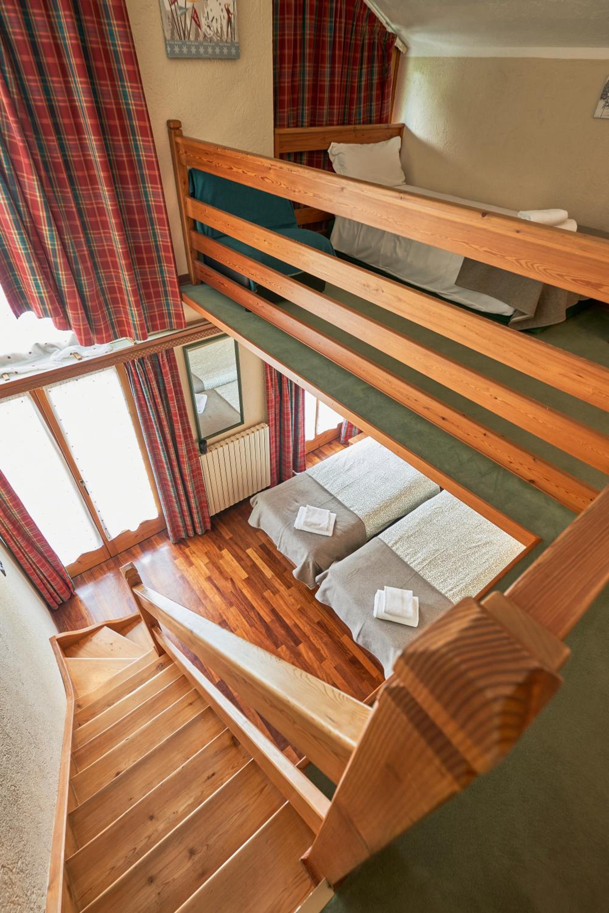Quadruple Room - Photo 1