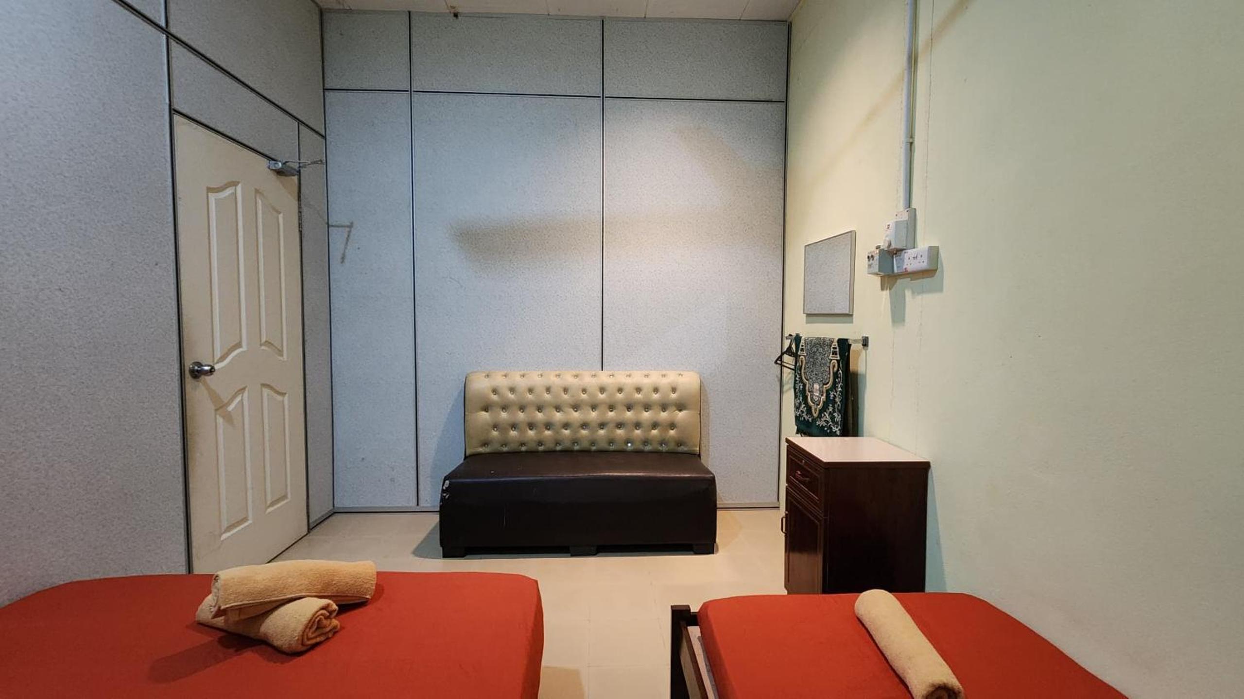 Two-Bedroom House photo 2