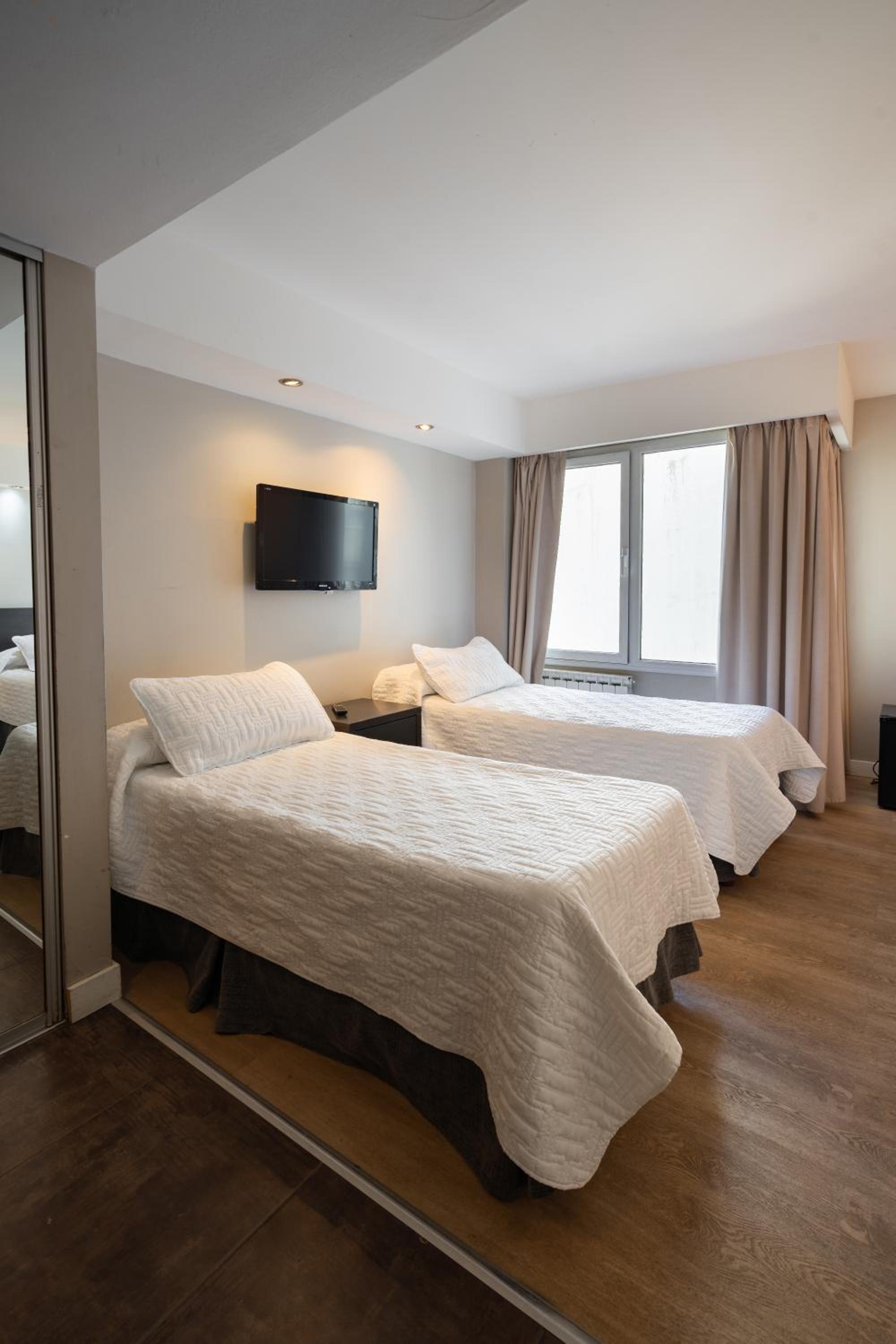 Economy Double Room photo 2