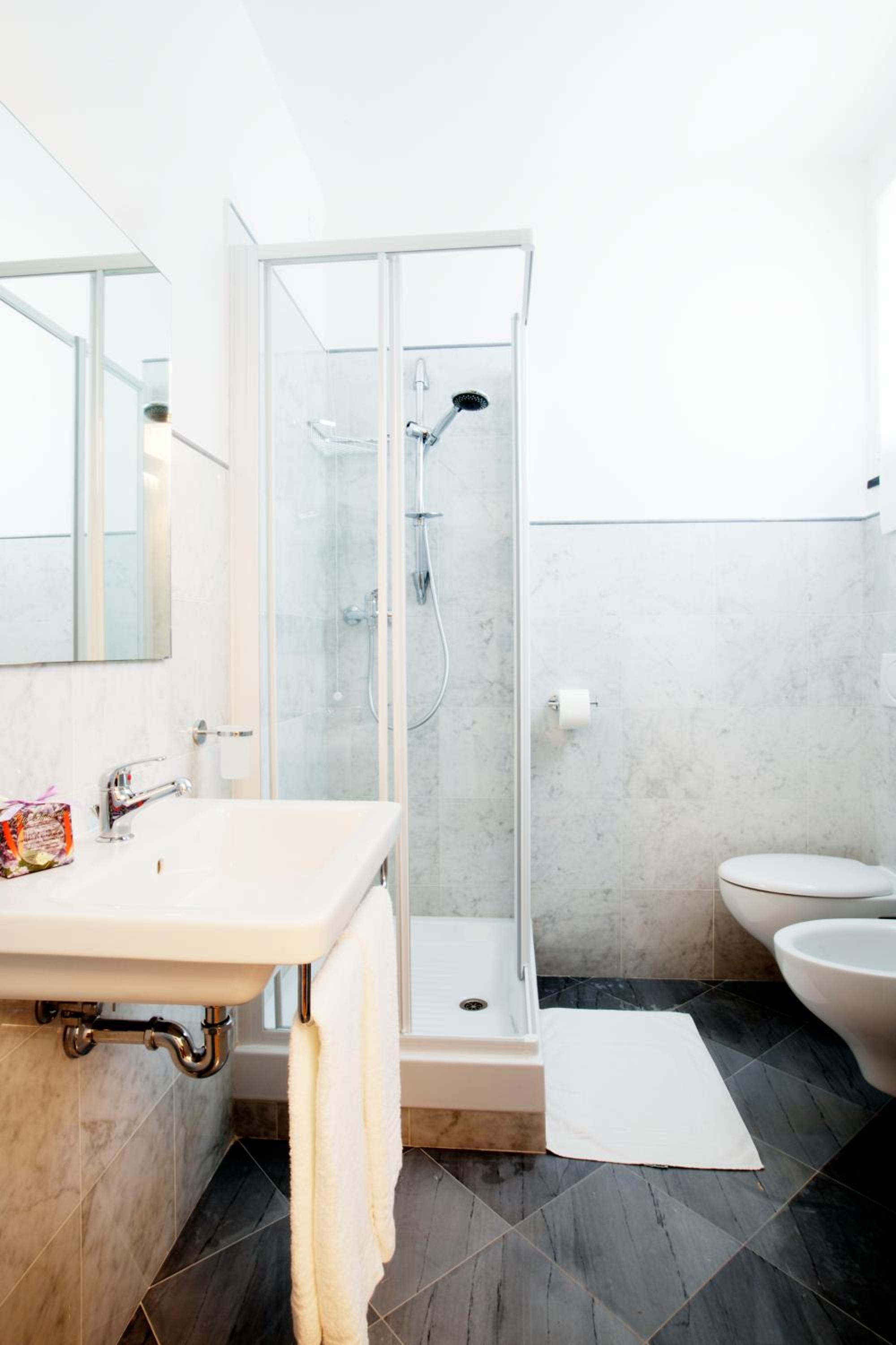 Superior Double Room with City View photo 2