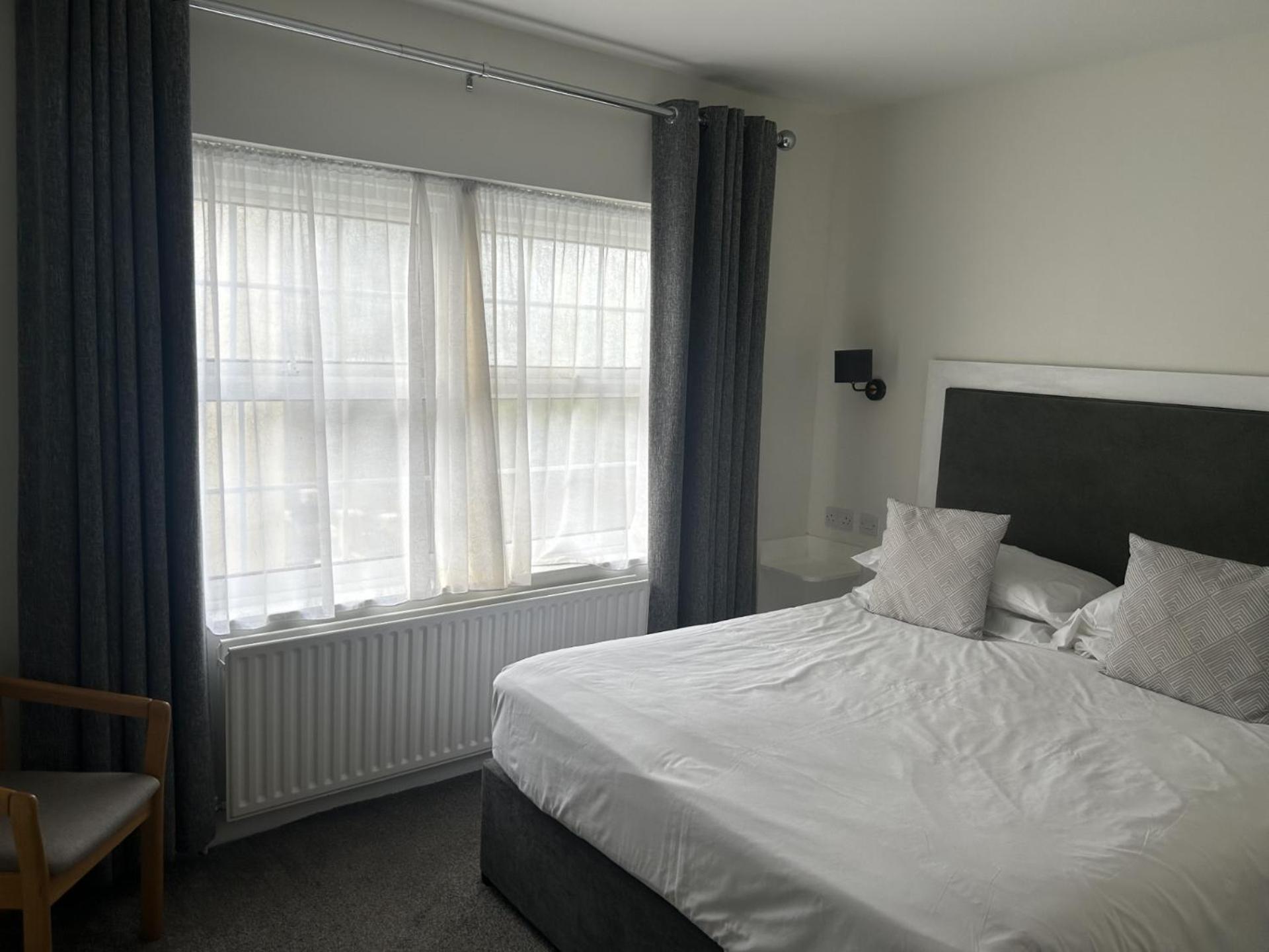 Double Room - Photo 4