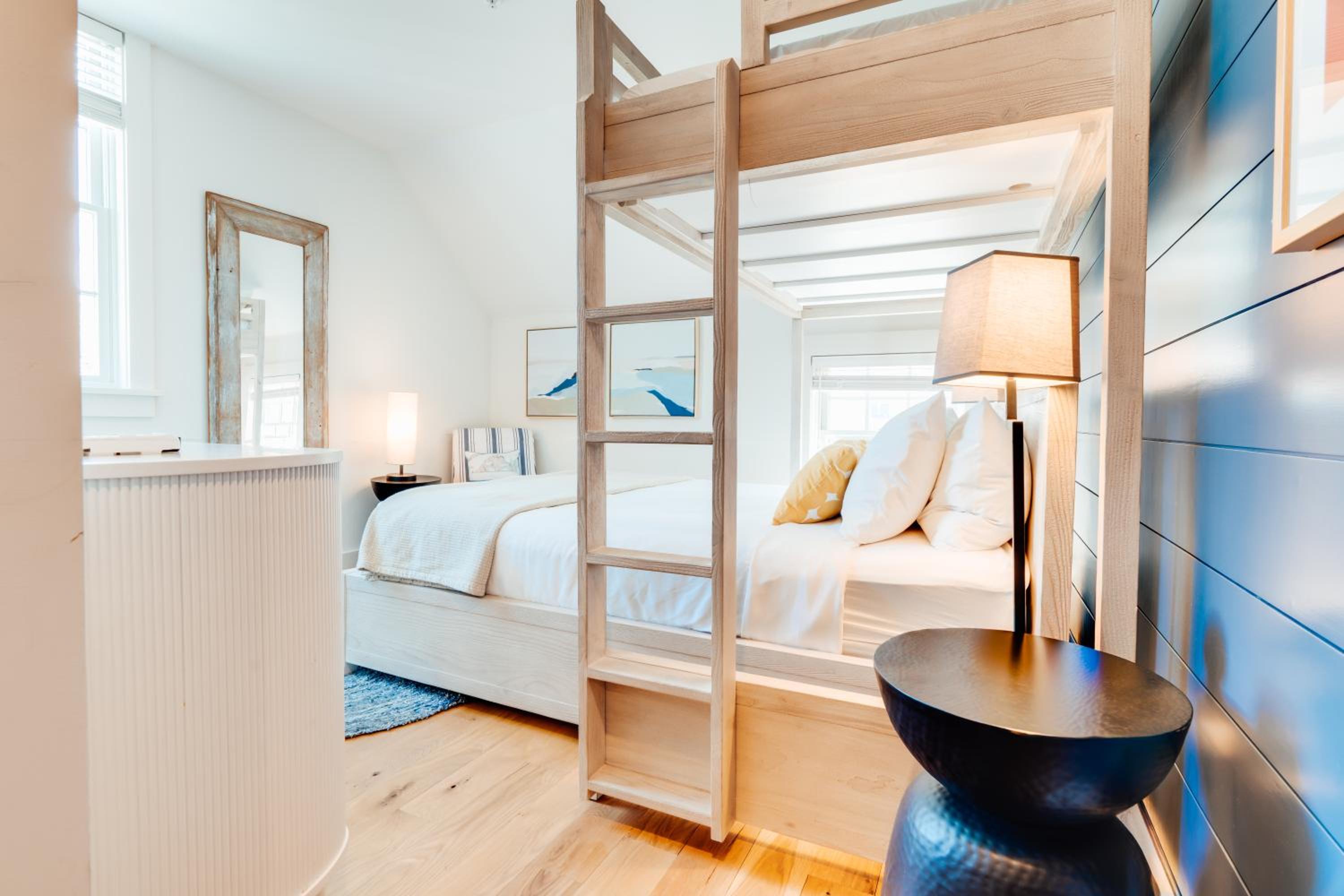 Deluxe Queen Room photo 2