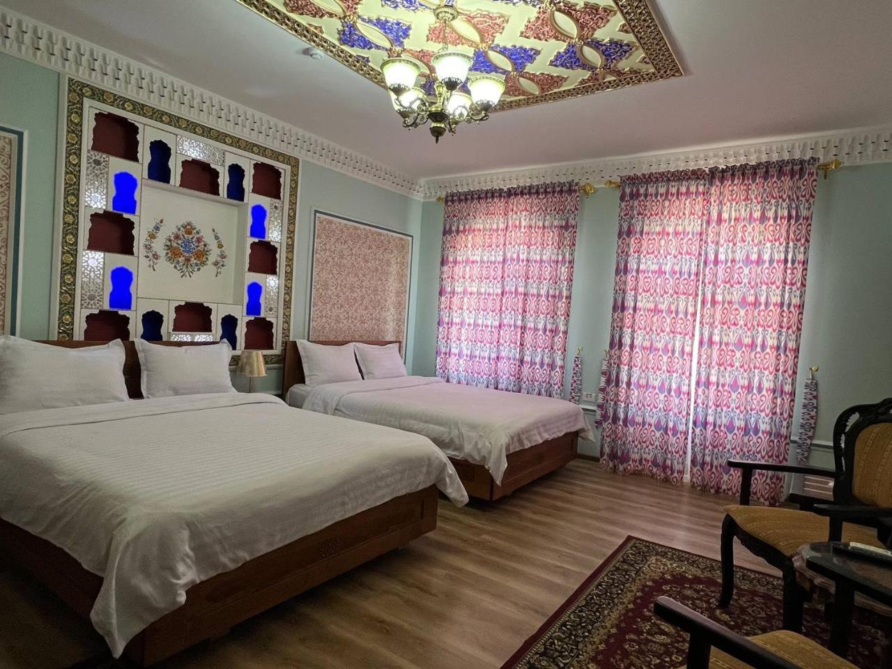Deluxe Double Room with Two Double Beds photo 2