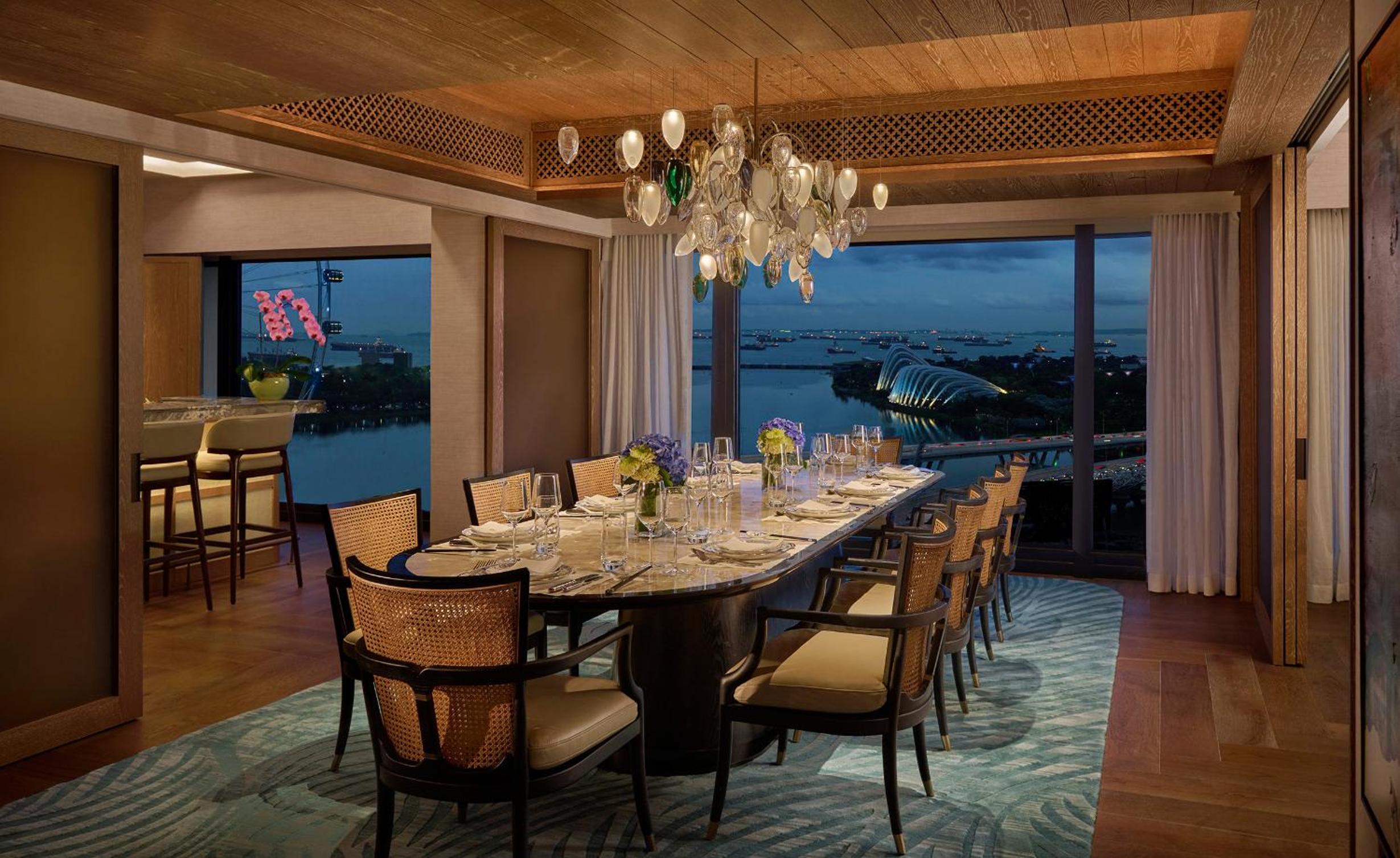 Four-Bedroom Royal Marina Bay Penthouse